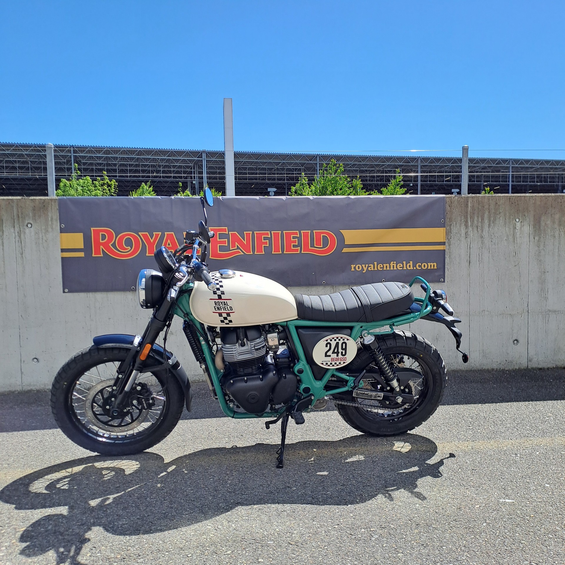 ROYAL ENFIELD BEAR 650-image-3