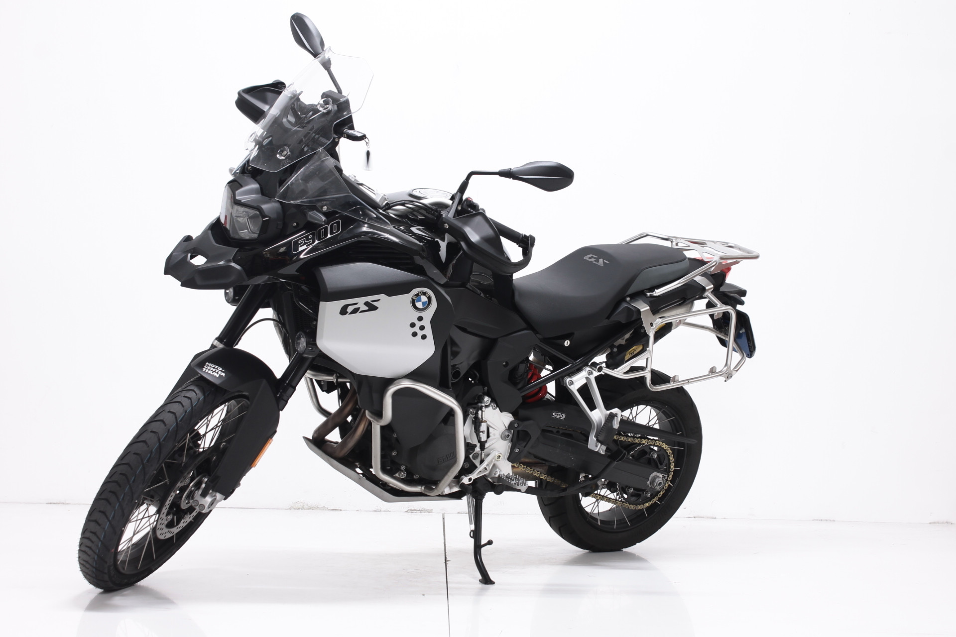 BMW F 900 GS Adventure-image-2