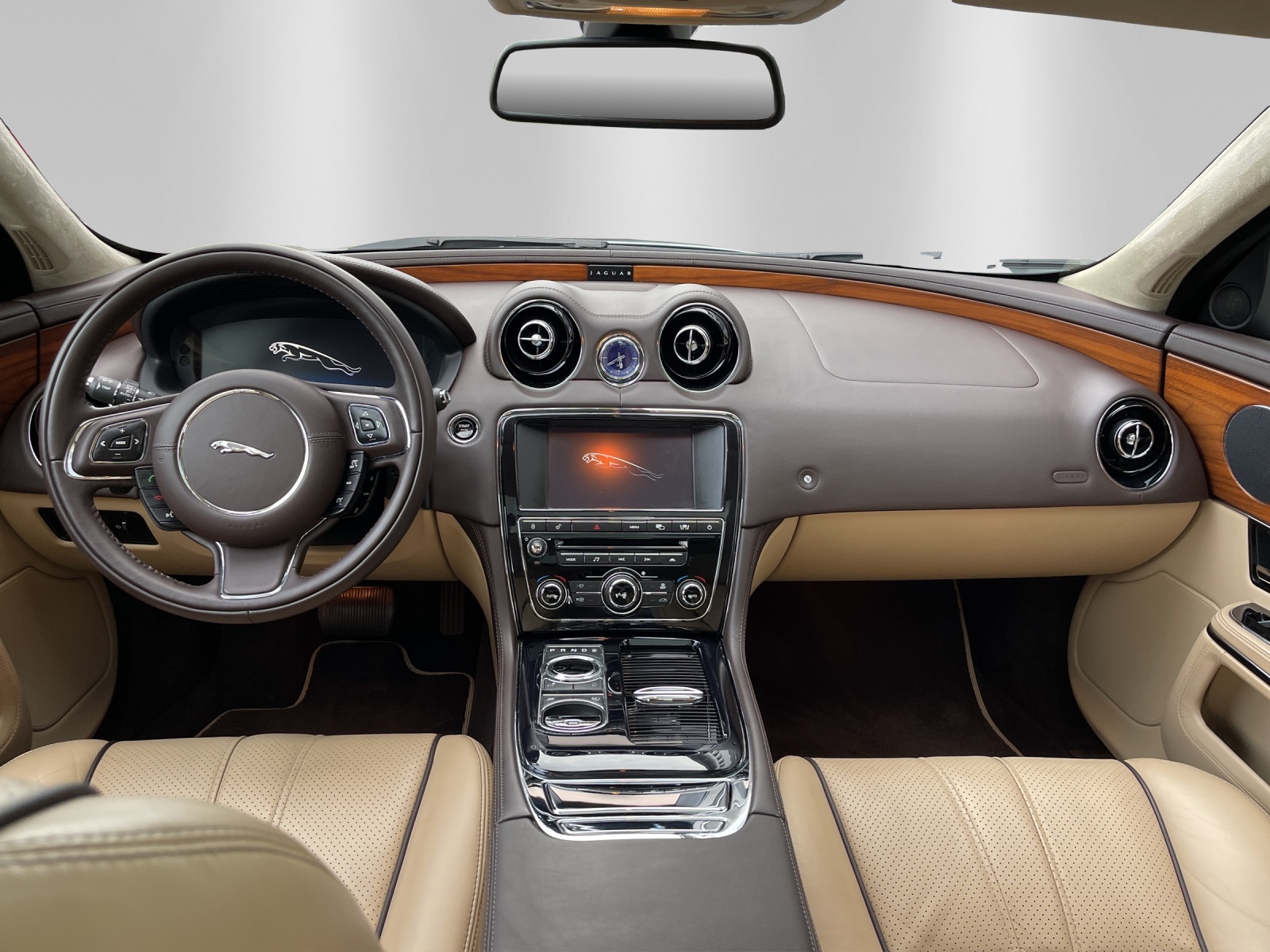 JAGUAR XJ 5.0 V8 Portfolio Automatic-image-10