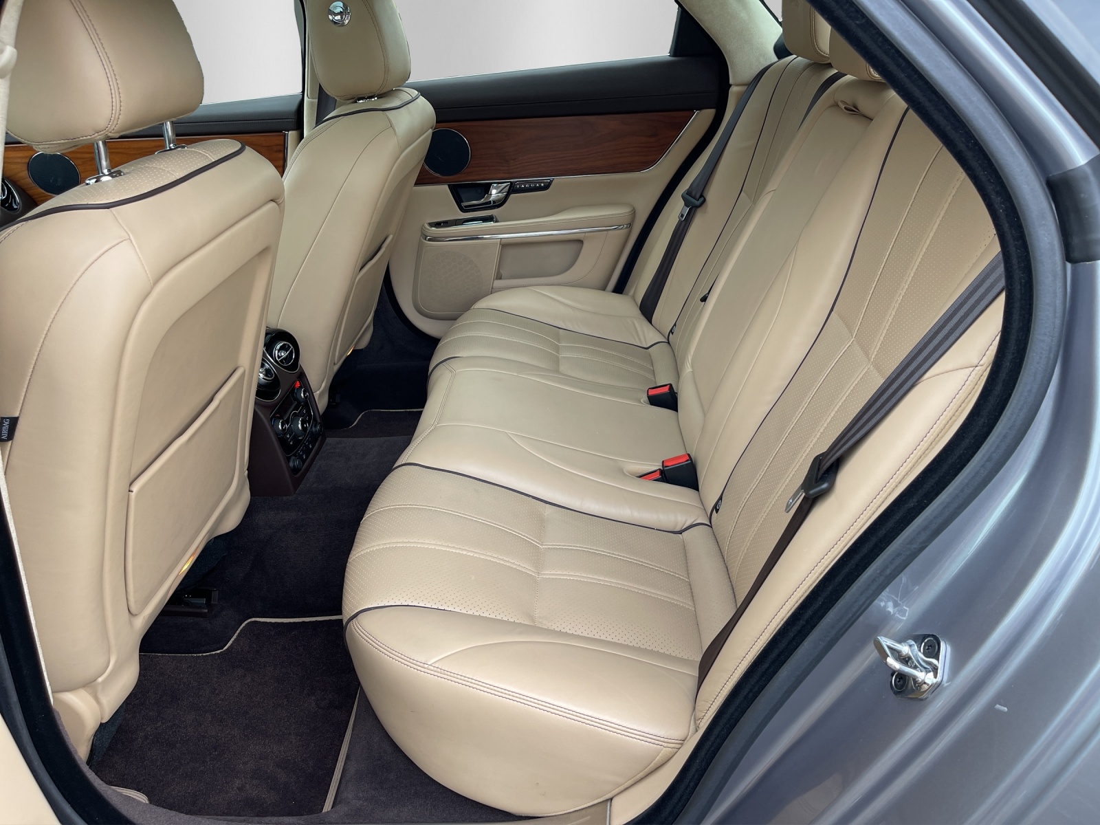 JAGUAR XJ 5.0 V8 Portfolio Automatic-image-11