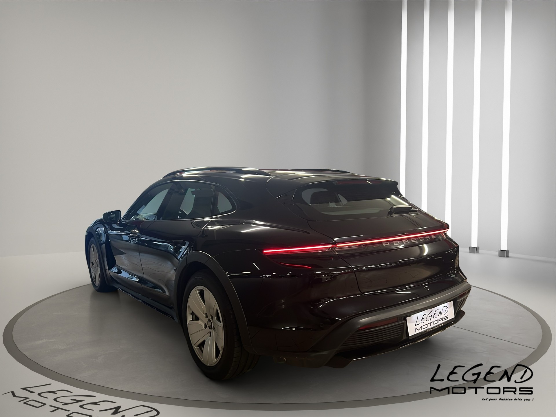 PORSCHE Taycan 4 Cross Turismo LEASING à partir de CHF 614.-/mois-showroom-element-3