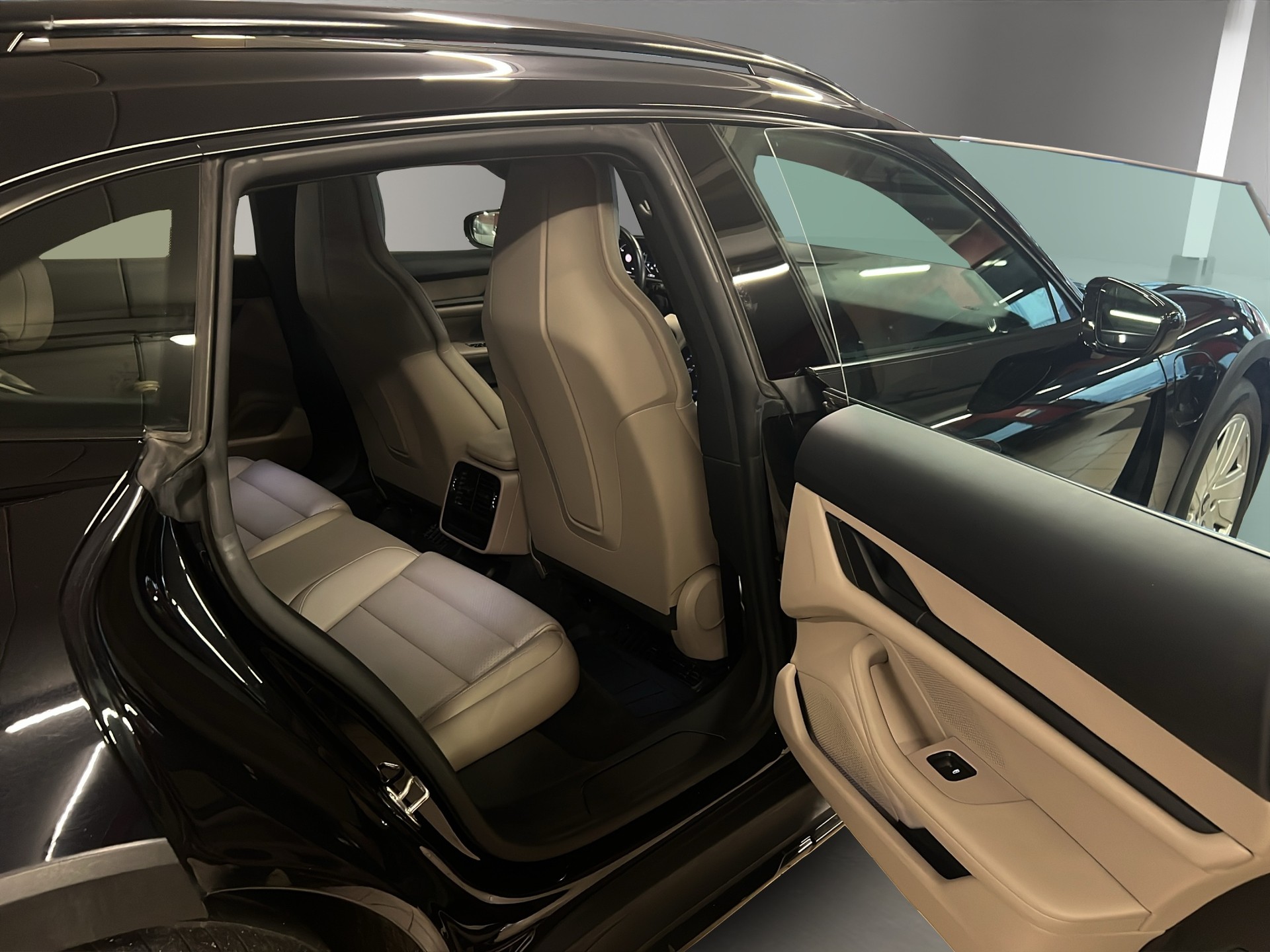 PORSCHE Taycan 4 Cross Turismo LEASING à partir de CHF 614.-/mois-image-14