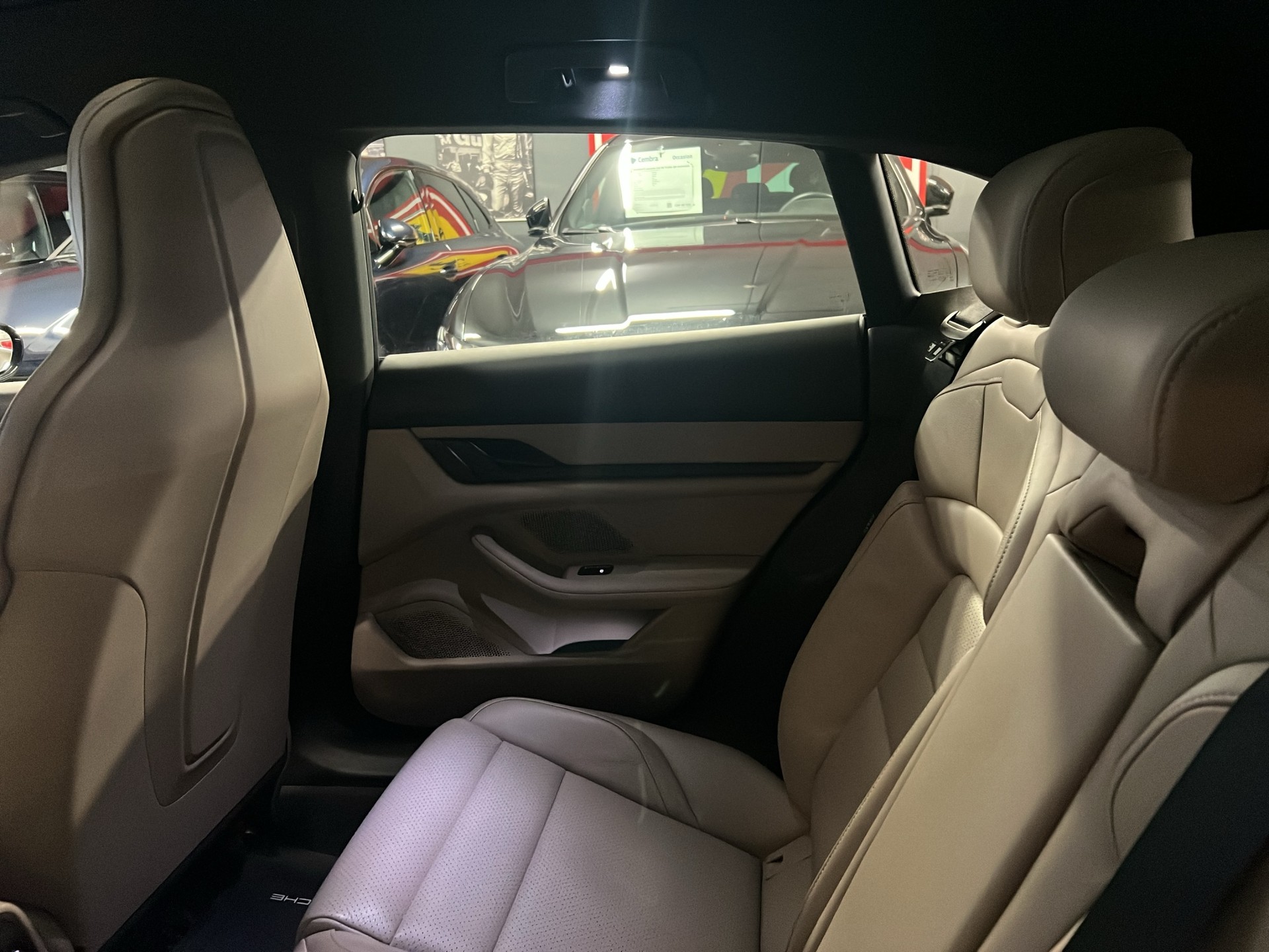 PORSCHE Taycan 4 Cross Turismo LEASING à partir de CHF 614.-/mois-image-13