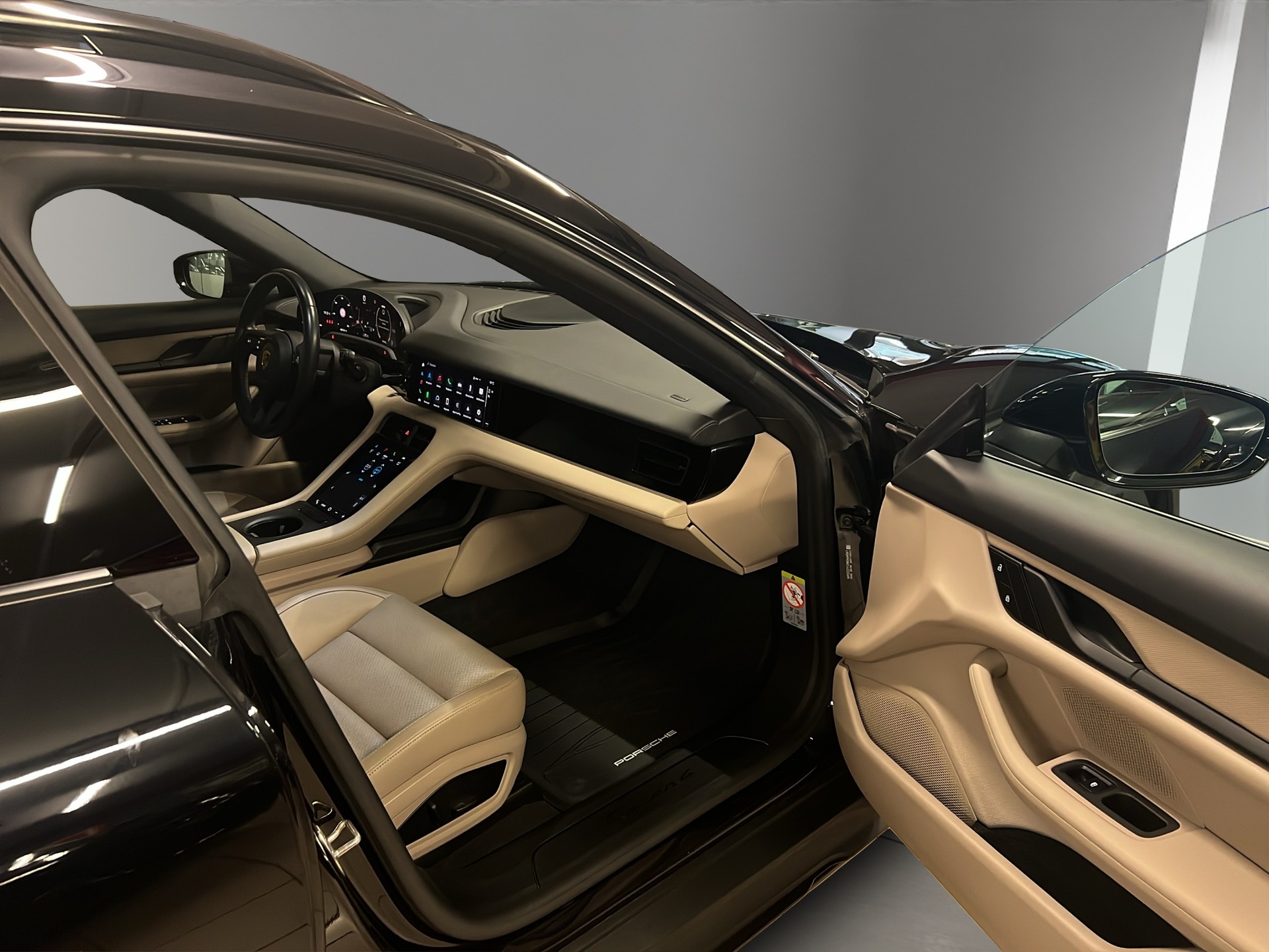 PORSCHE Taycan 4 Cross Turismo LEASING à partir de CHF 614.-/mois-image-16