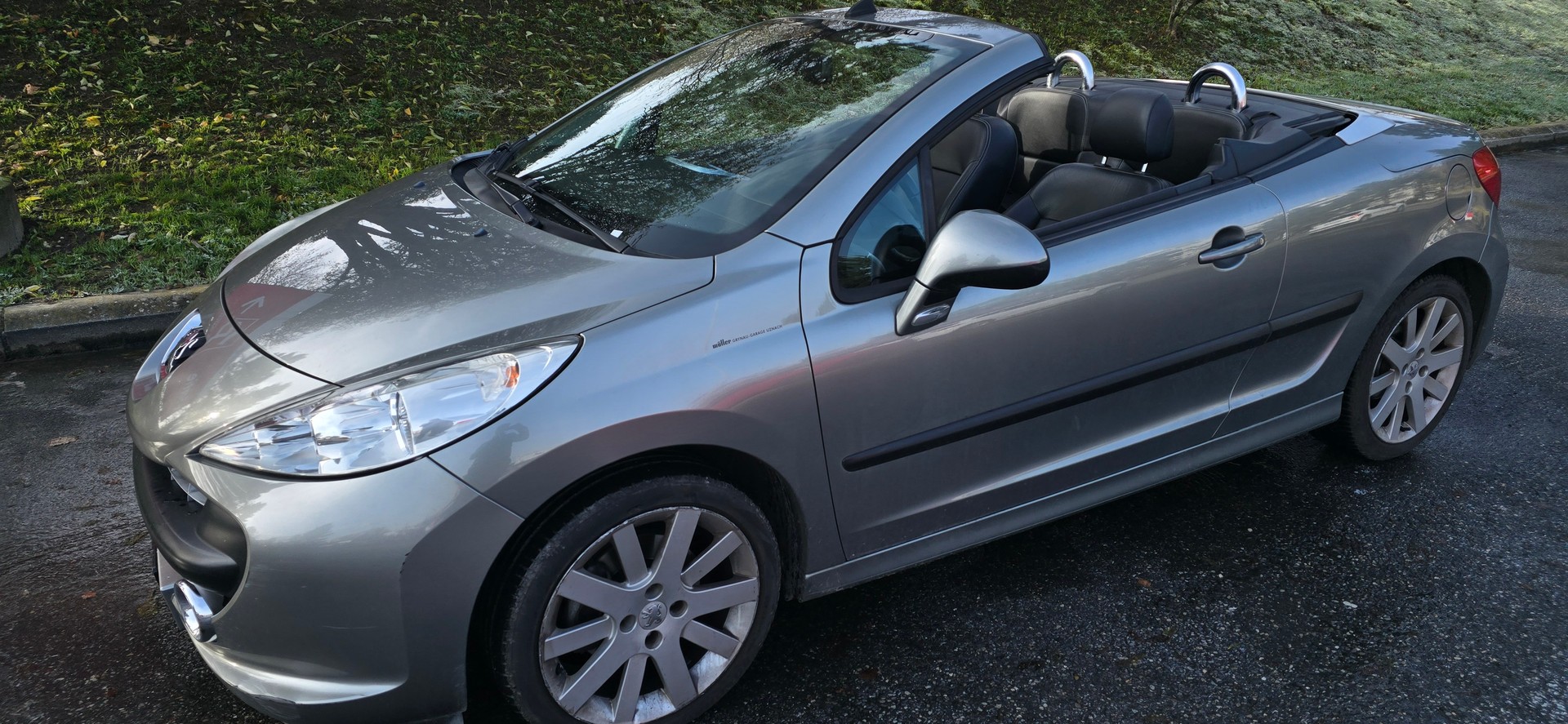 PEUGEOT 207 CC 1.6 16V Turbo Platinium Edition