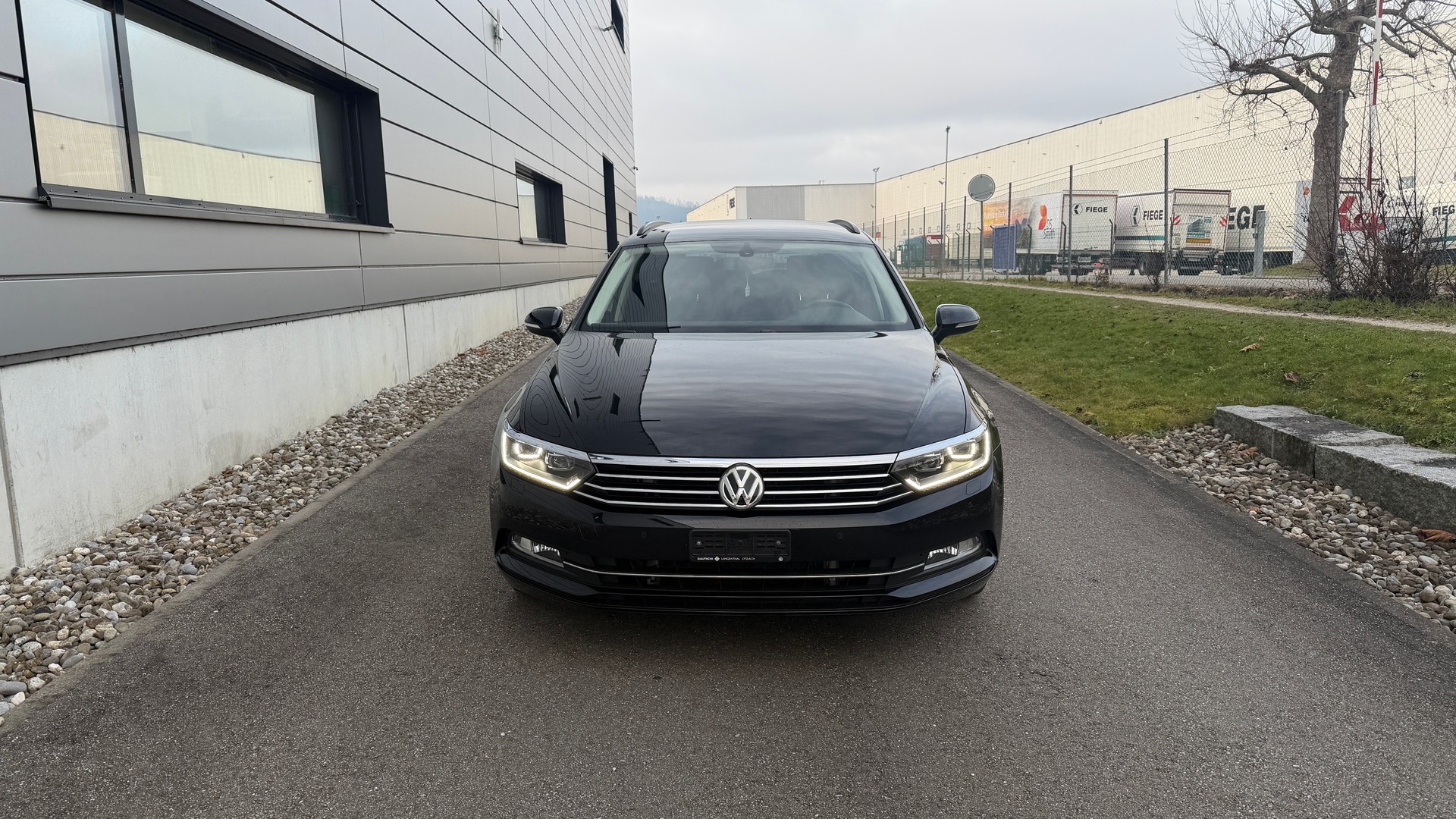 VW Passat Variant 2.0 TDI BMT Comfortline DSG-image-6
