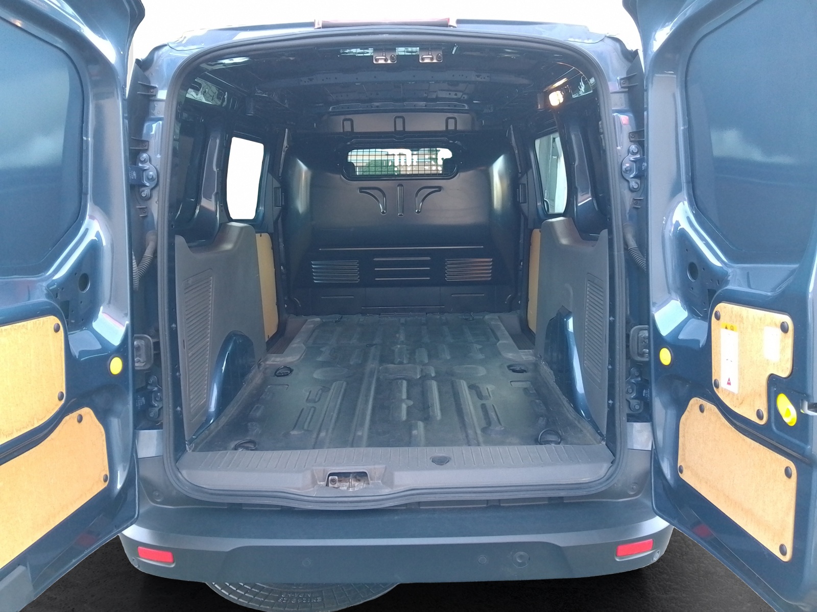 FORD Transit Connect Van 220 L2 1.0 EcoBoost 100 Trend-image-7