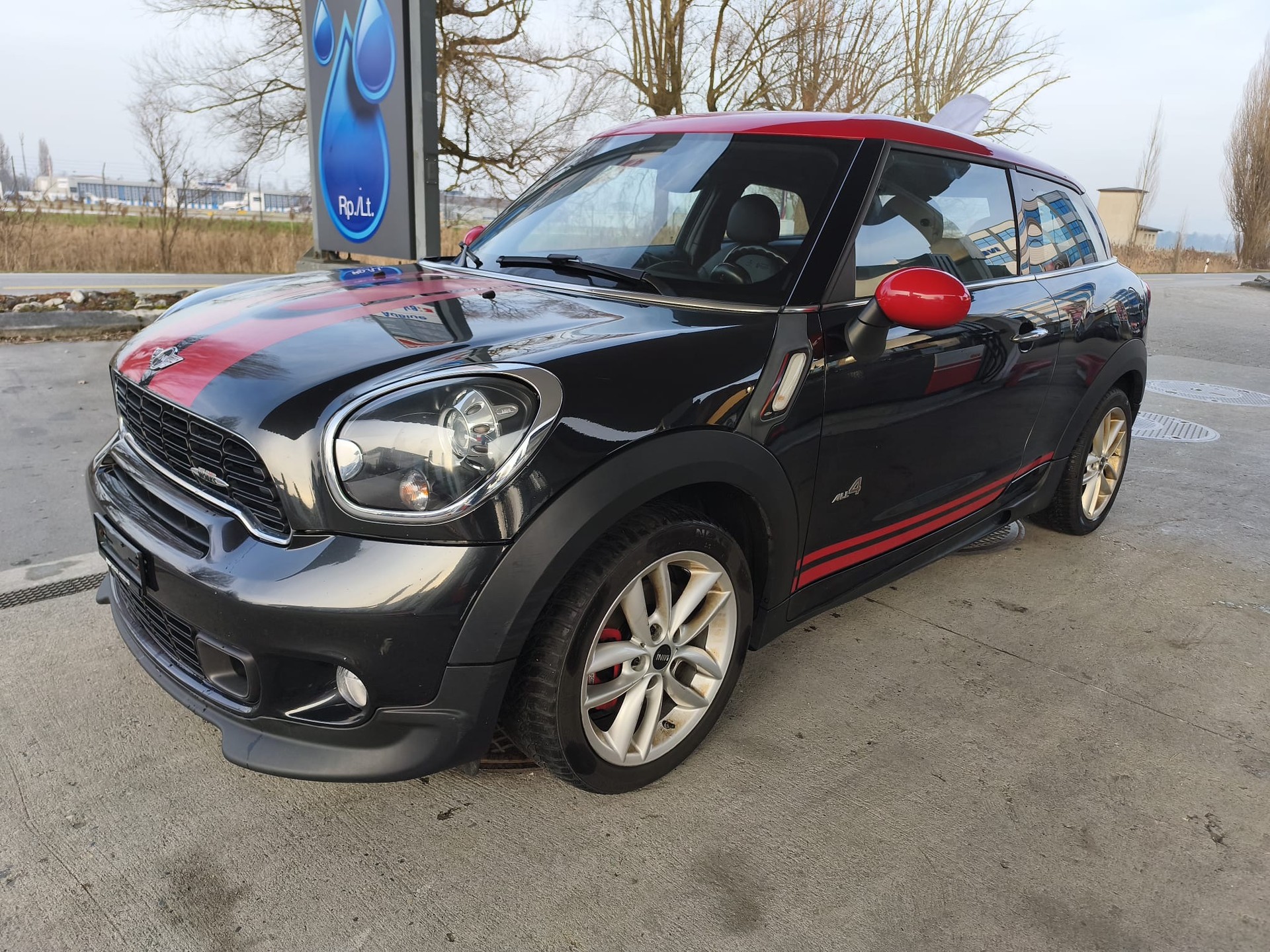 MINI Paceman John Cooper Works ALL4-image-1