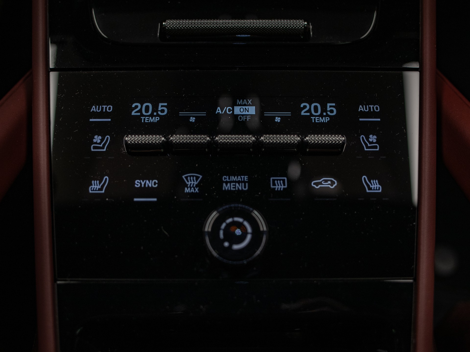 PORSCHE Cayenne S E-Hybrid Tiptronic-image-17