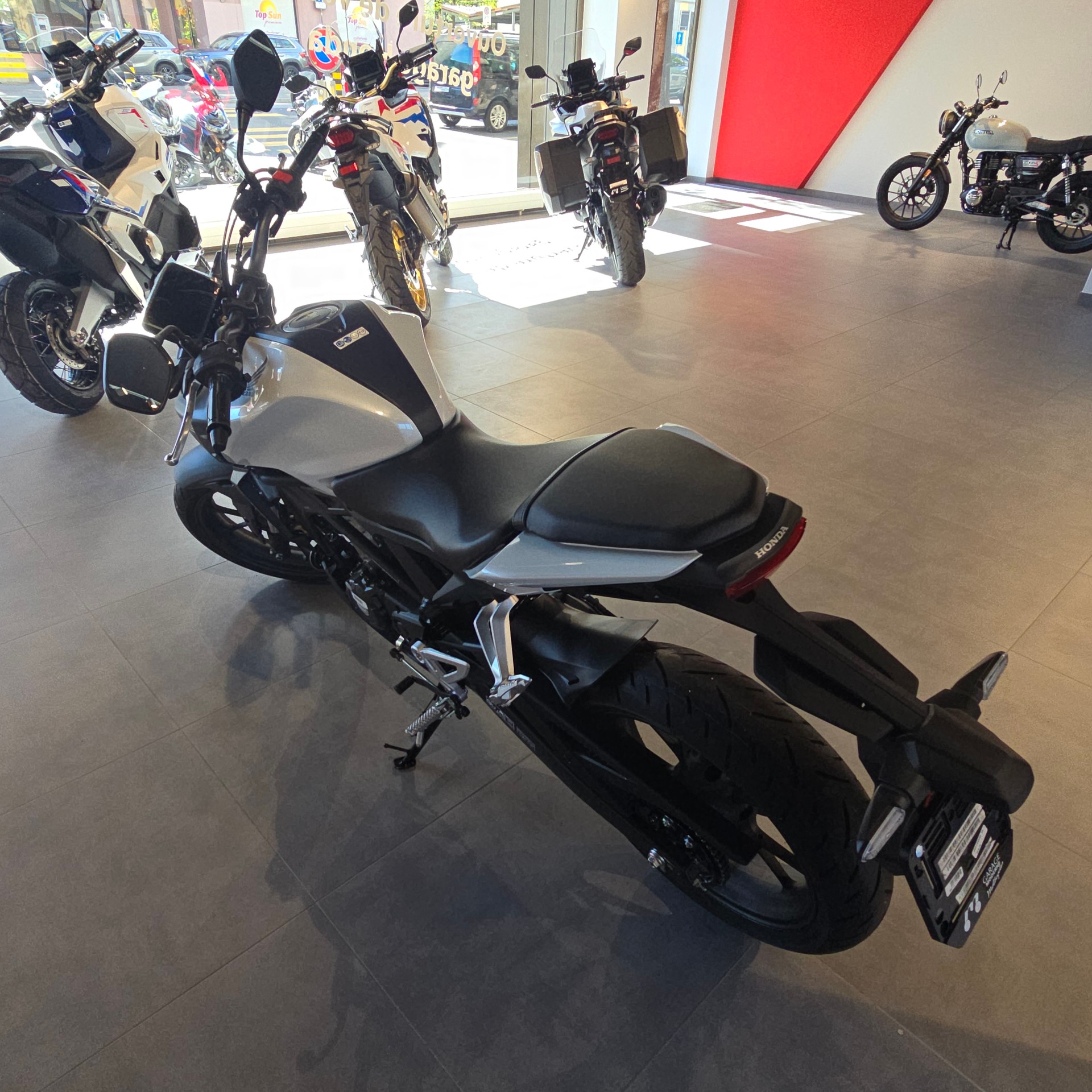 HONDA CB 125 R-image-3