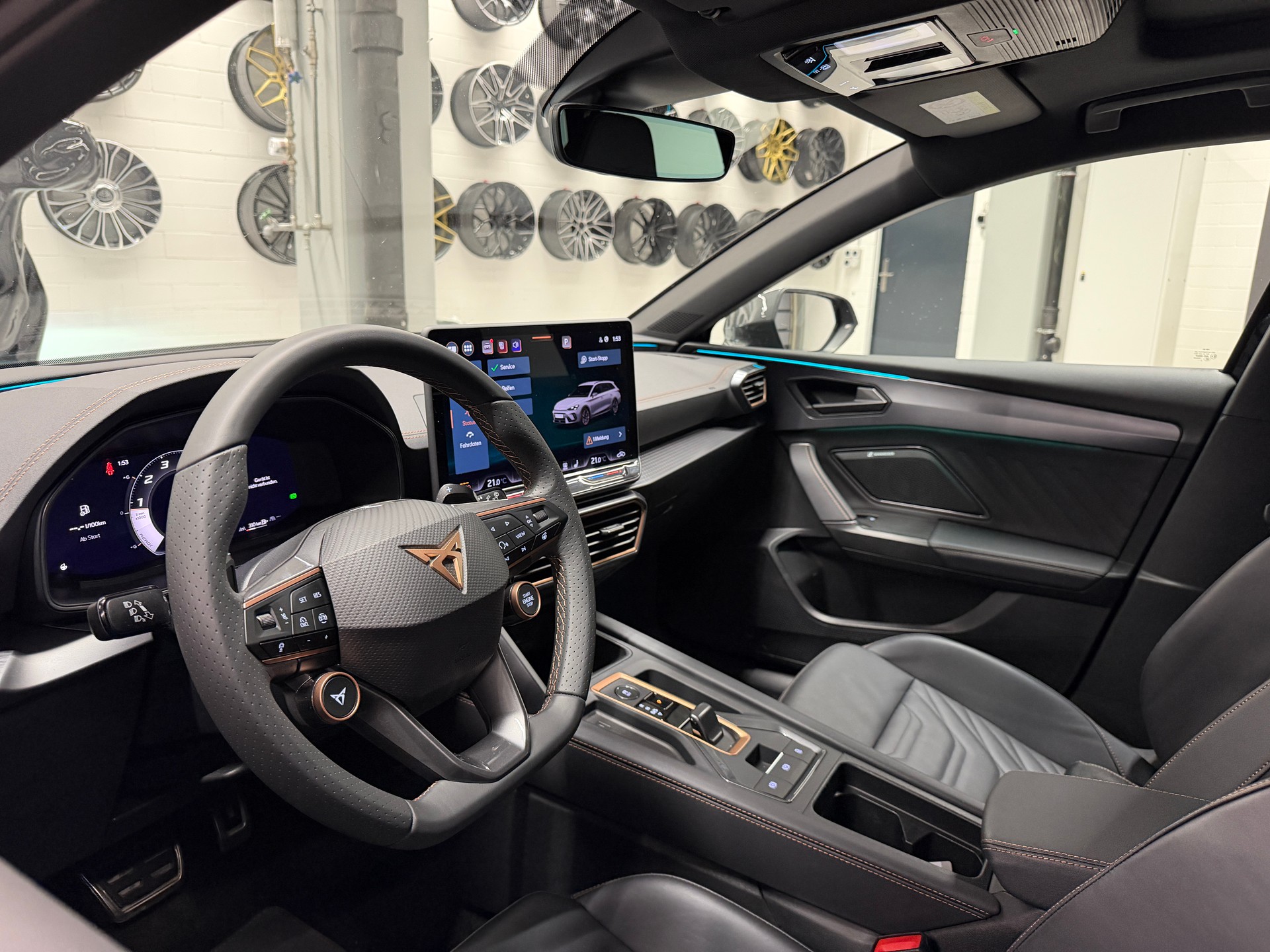 CUPRA Leon ST 2.0 TSI 333 VZ 4Drive DSG *Werksgarantie bis 12.2028*Matrix LED*Rückfahrkamera*Schalensitze*-image-18
