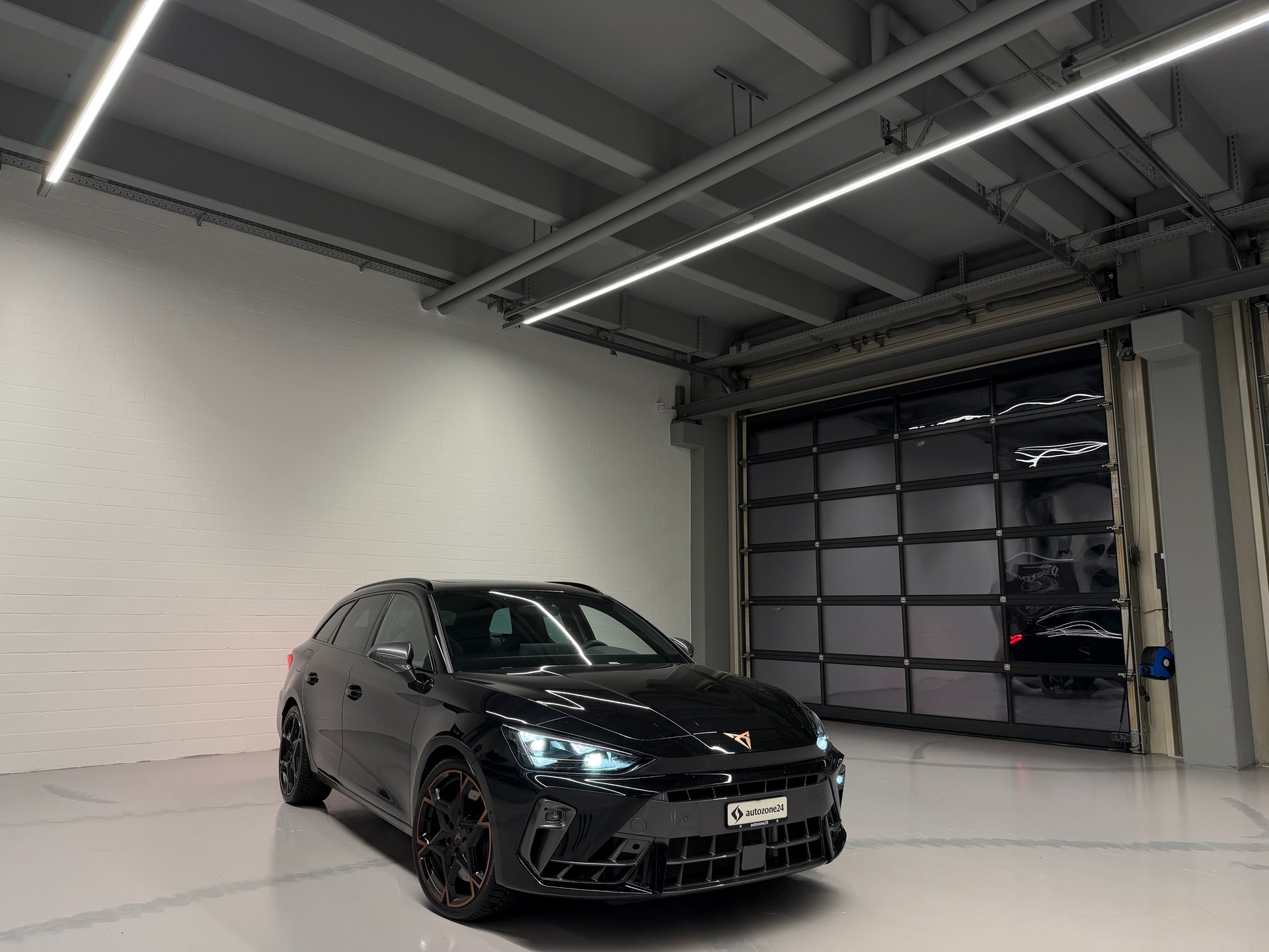 CUPRA Leon ST 2.0 TSI 333 VZ 4Drive DSG *Werksgarantie bis 12.2028*Matrix LED*Rückfahrkamera*Schalensitze*-image-6