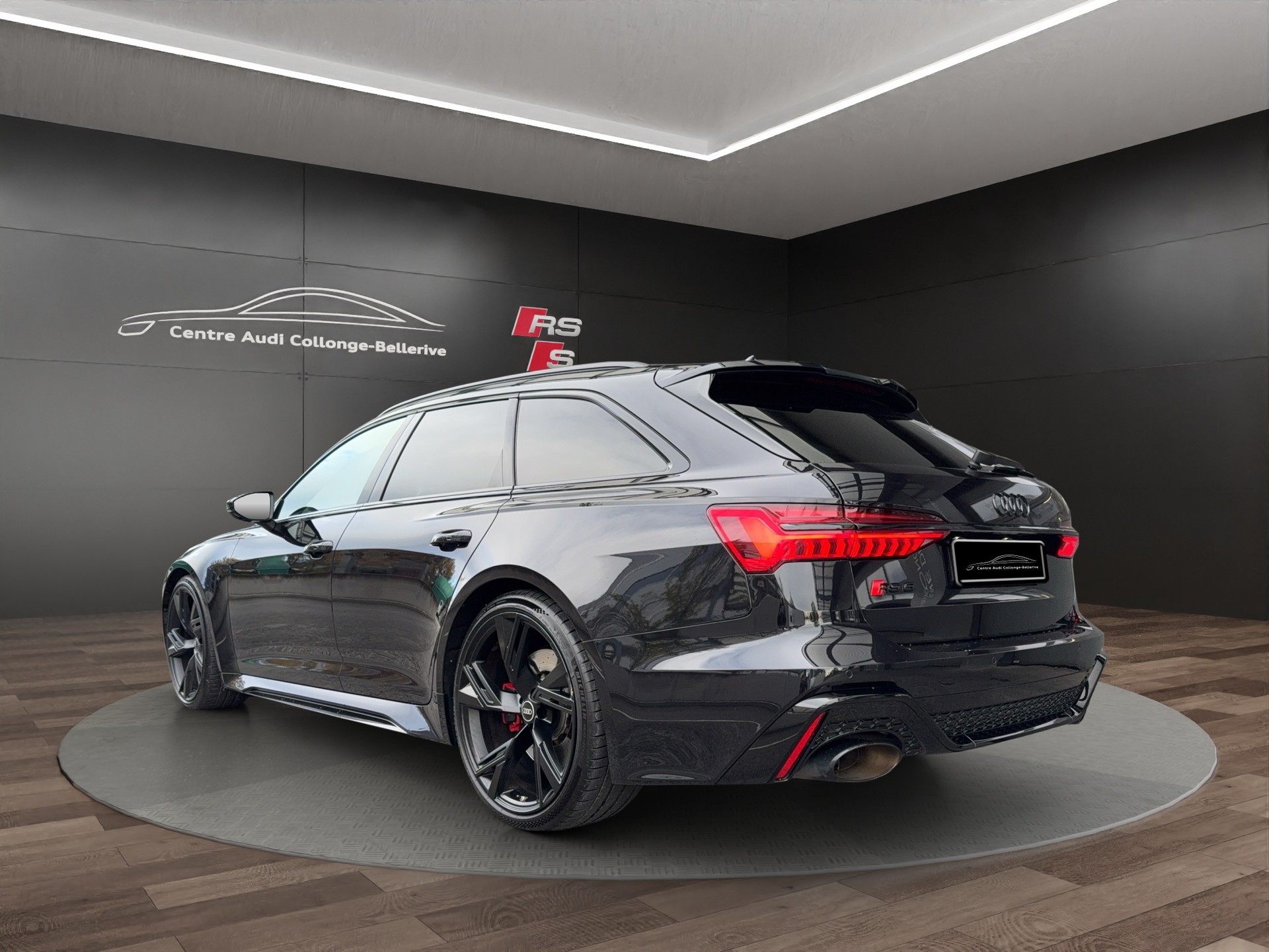 AUDI RS6 Avant 4.0 TFSI V8 quattro-showroom-element-3