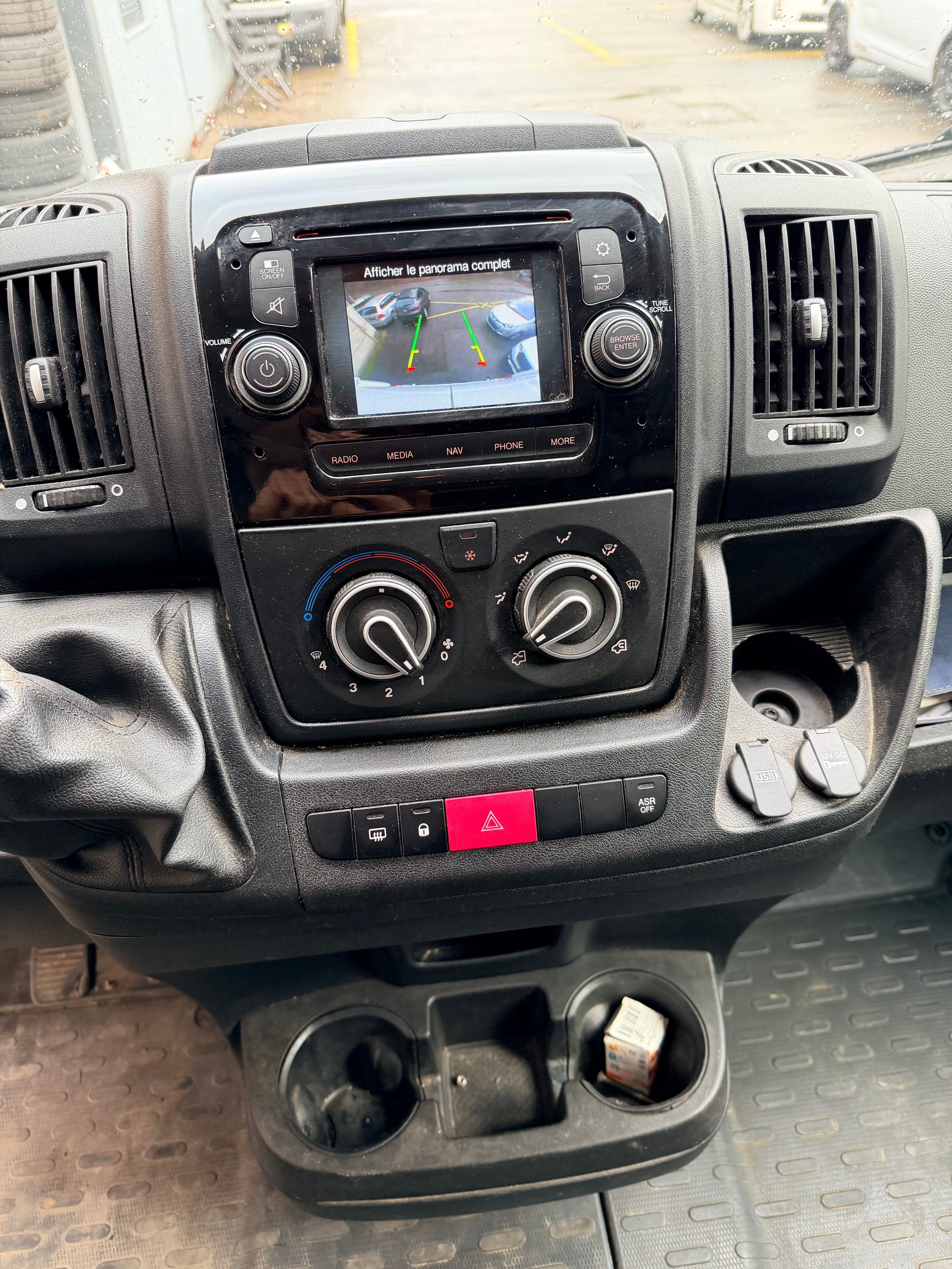 PEUGEOT Boxer 2.0 HDI-image-8
