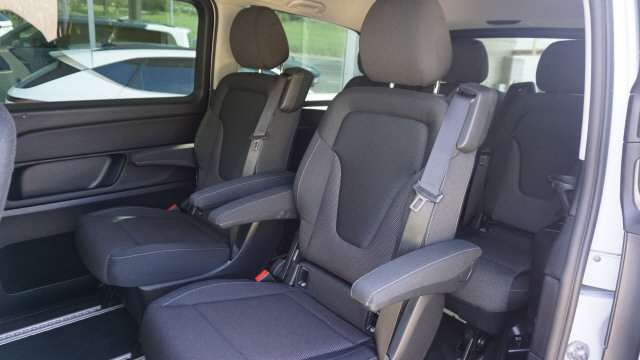MERCEDES-BENZ V 250 d Avantgarde K 4M-image-9
