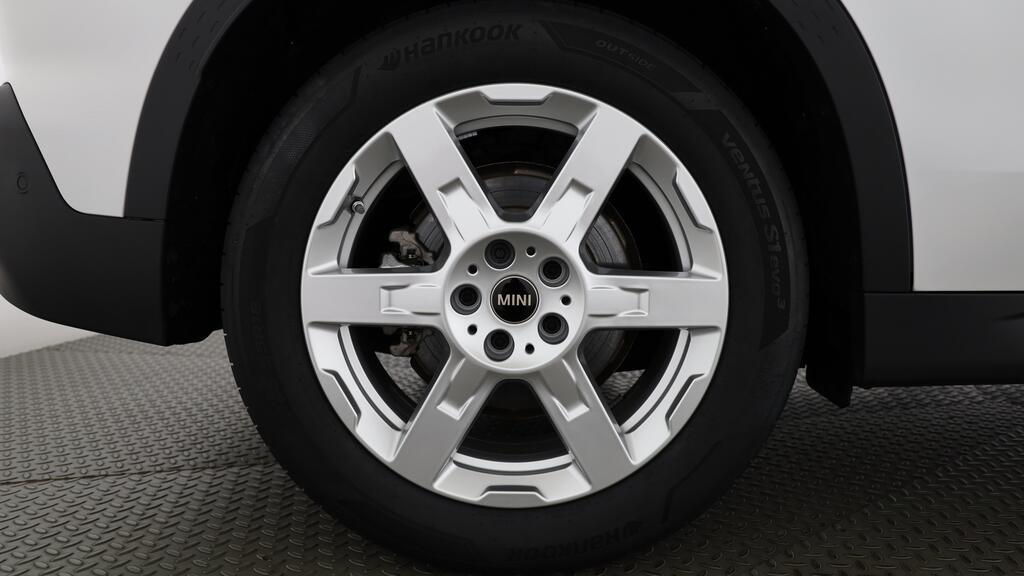 MINI Countryman E-image-10