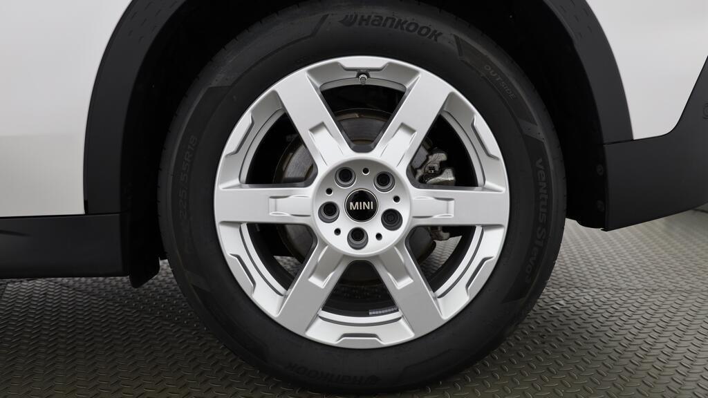 MINI Countryman E-image-7
