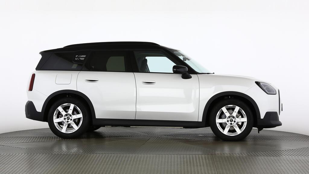 MINI Countryman E-showroom-element-2