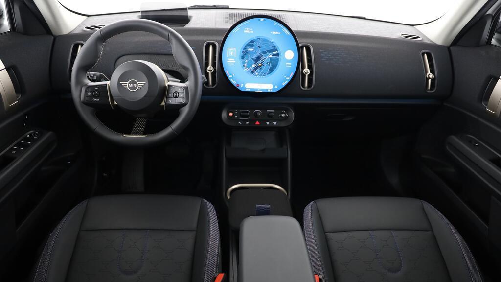 MINI Countryman E-image-11