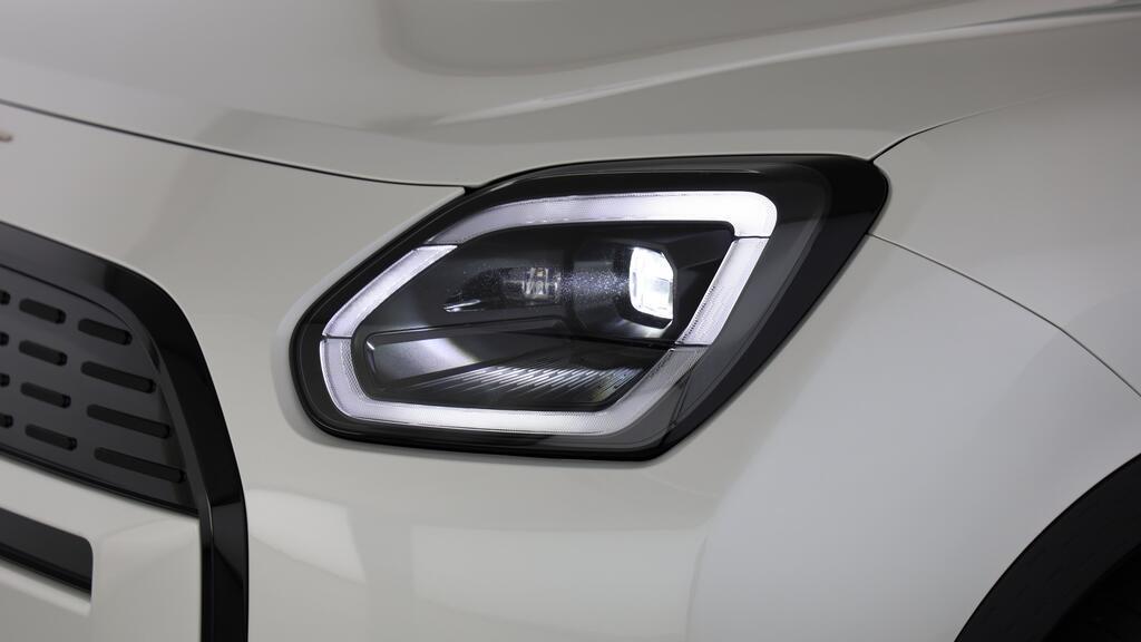 MINI Countryman E-image-15