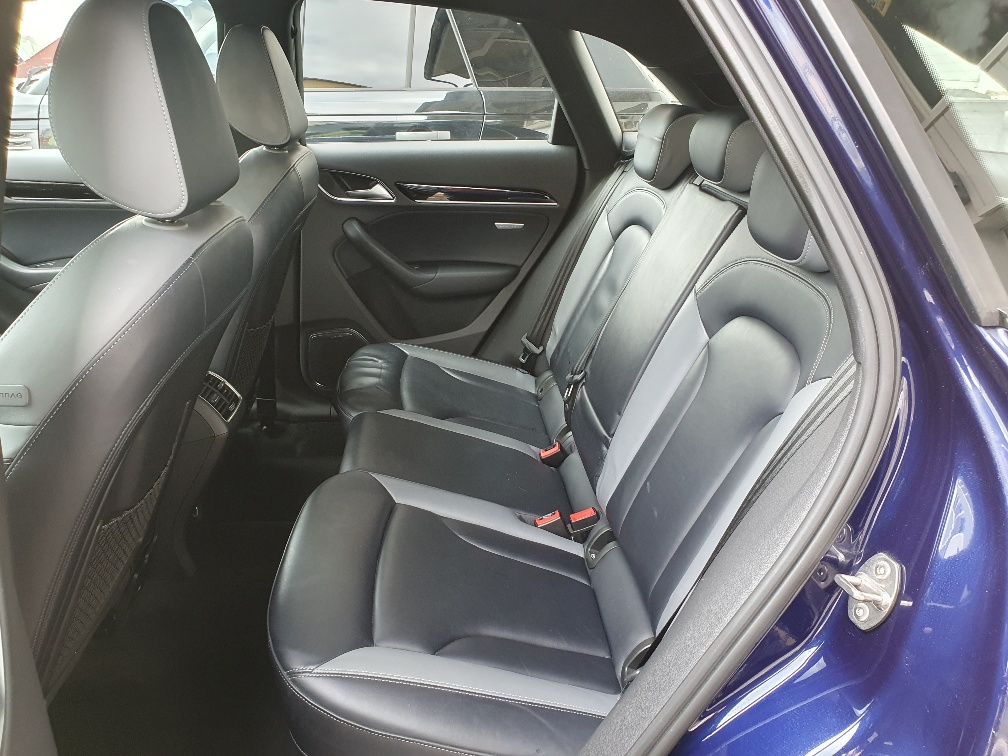 AUDI Q3 2.0 TDI Quattro S-Tronic-image-16