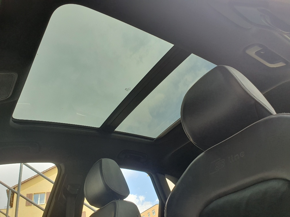AUDI Q3 2.0 TDI Quattro S-Tronic-image-21