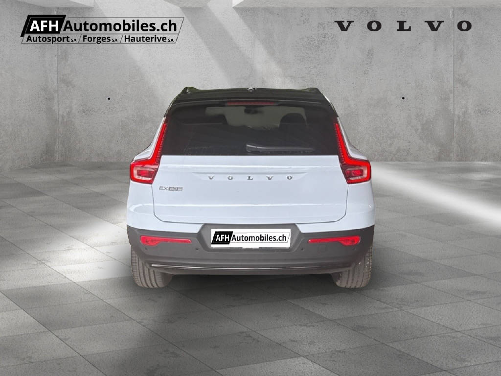 VOLVO EX40 Extended Plus-showroom-element-3