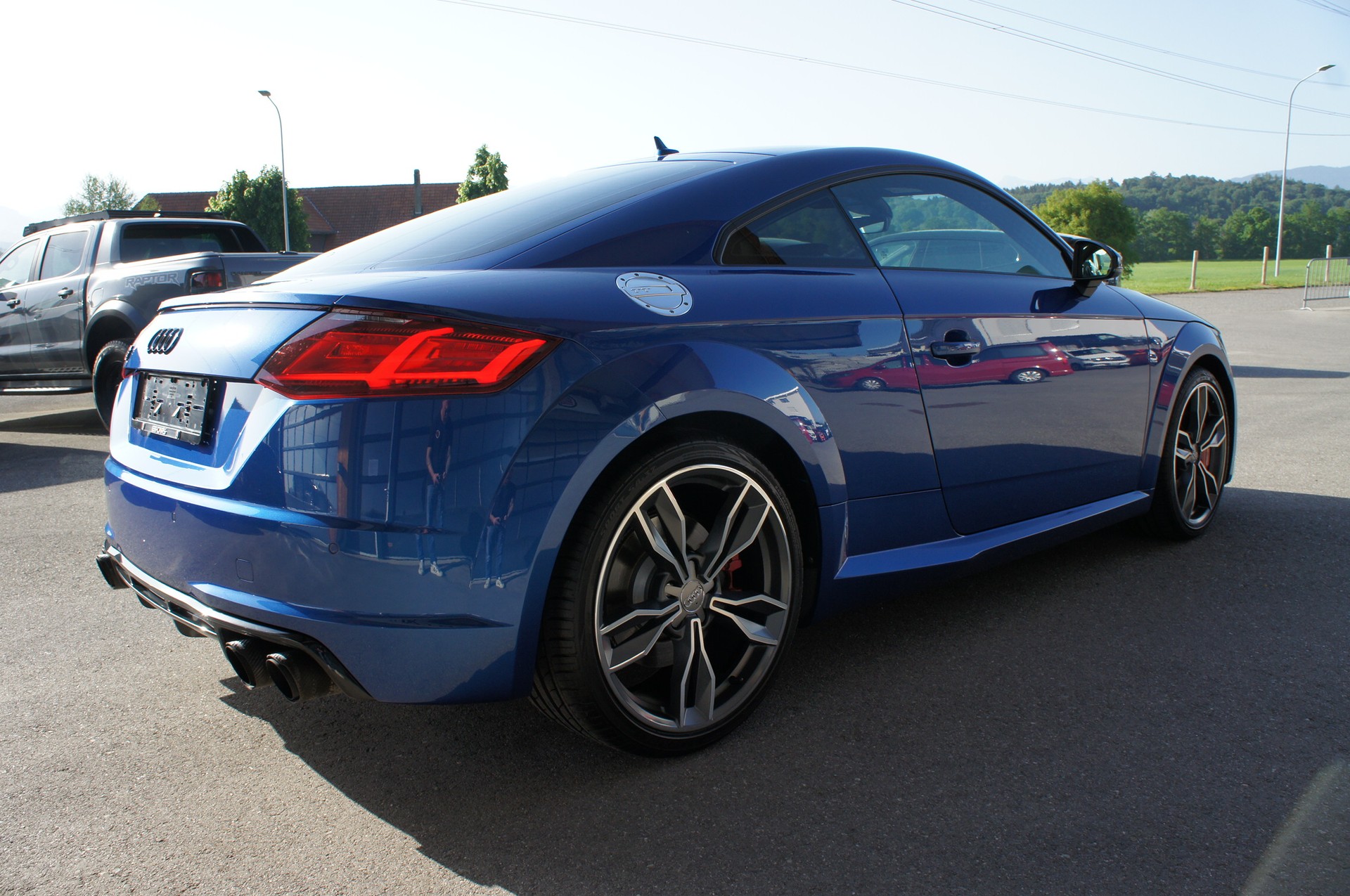 AUDI TTS Coupé 2.0 TFSI quattro S-tronic-image-4