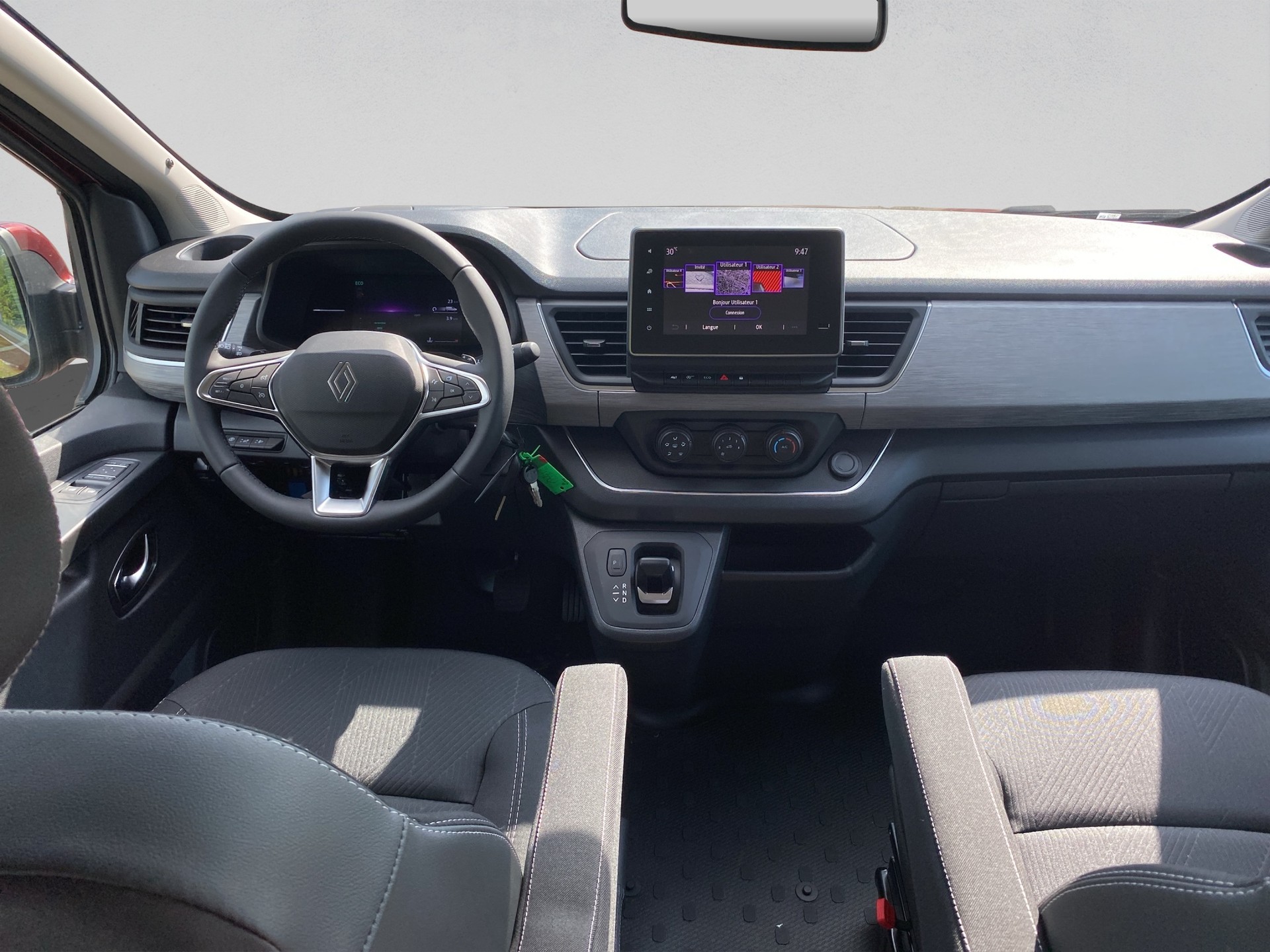 RENAULT Trafic Blue dCi 170 Spacenomad Iconic EAG-image-9