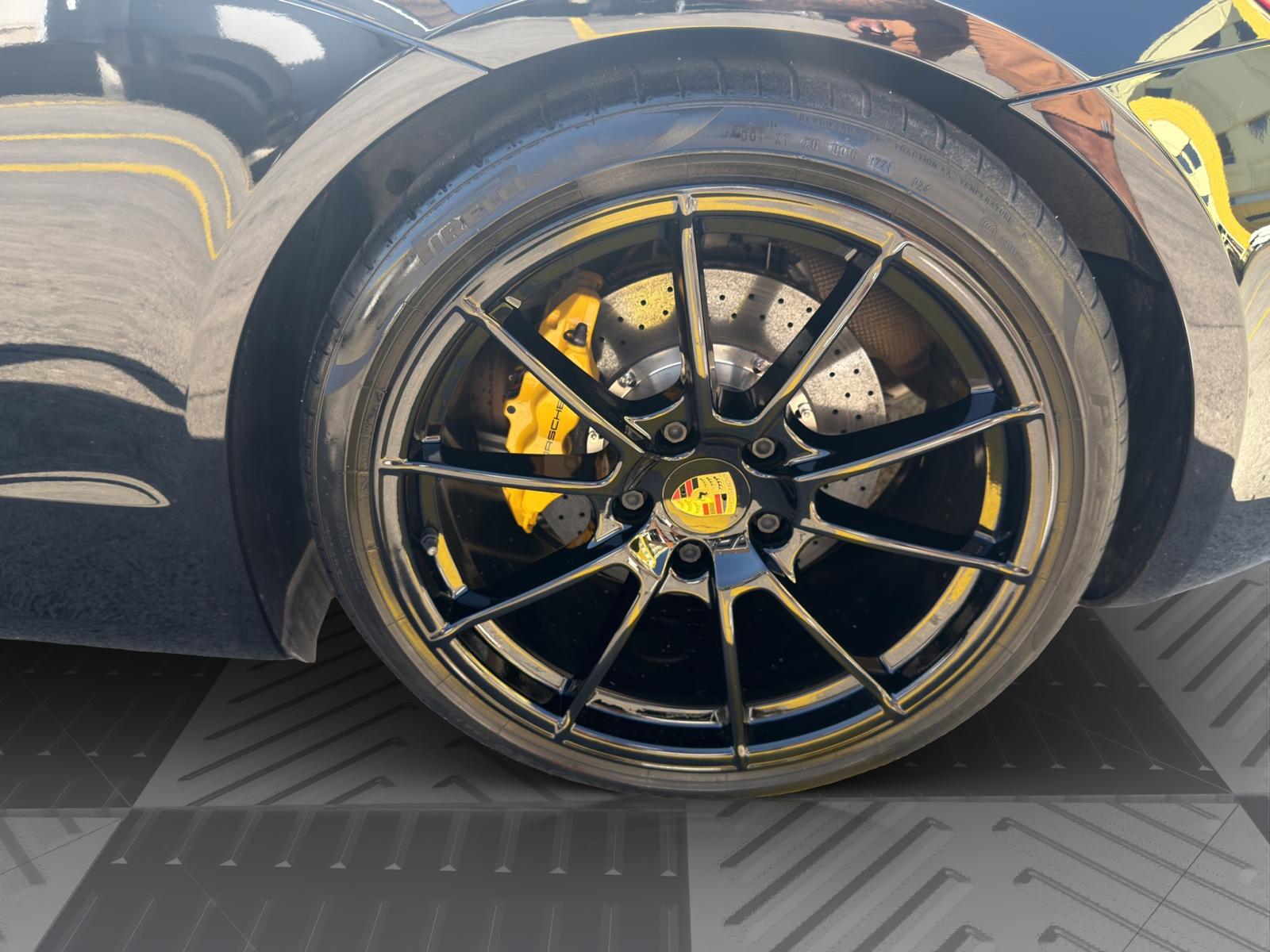 PORSCHE Boxster Spyder 3.8-image-21