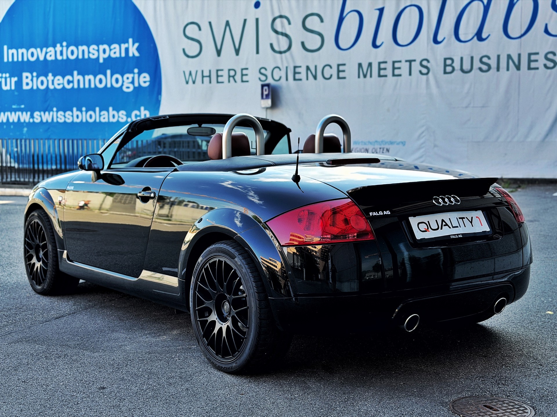 AUDI TT Roadster 1.8 T quattro-showroom-element-2