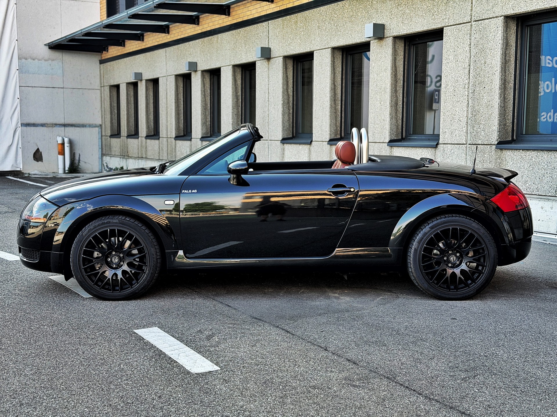 AUDI TT Roadster 1.8 T quattro-showroom-element-1