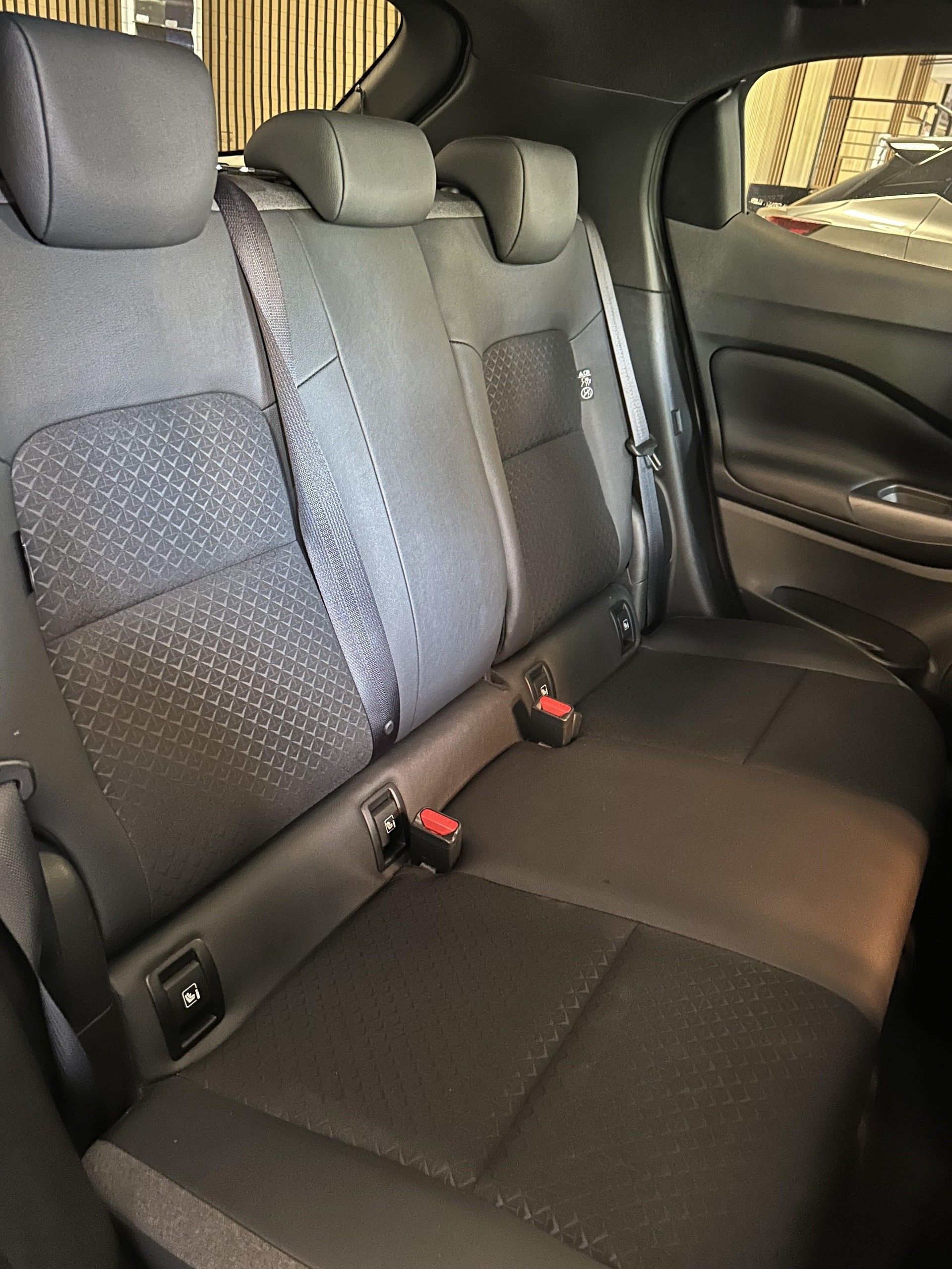 NISSAN Juke 1.0 DIG-T N-Connecta-image-19