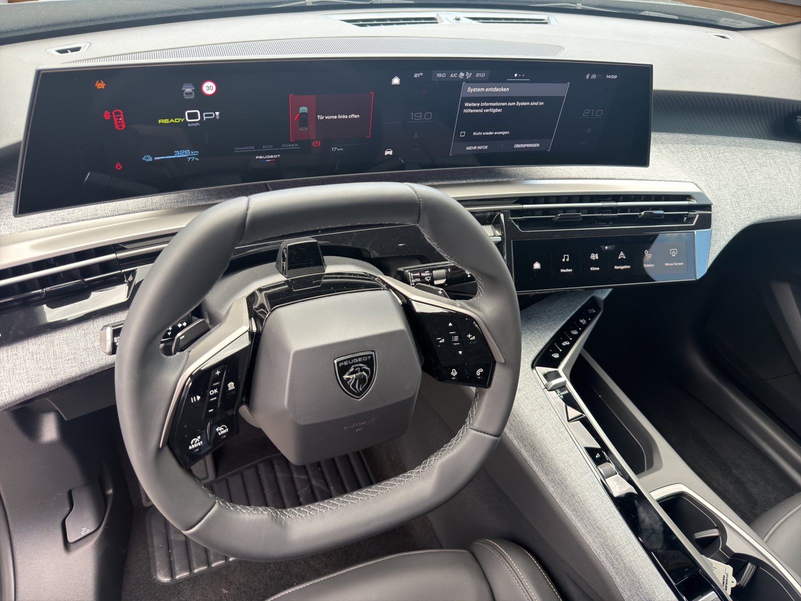 PEUGEOT 3008 NEW 73kWh Allure P AWD-image-6