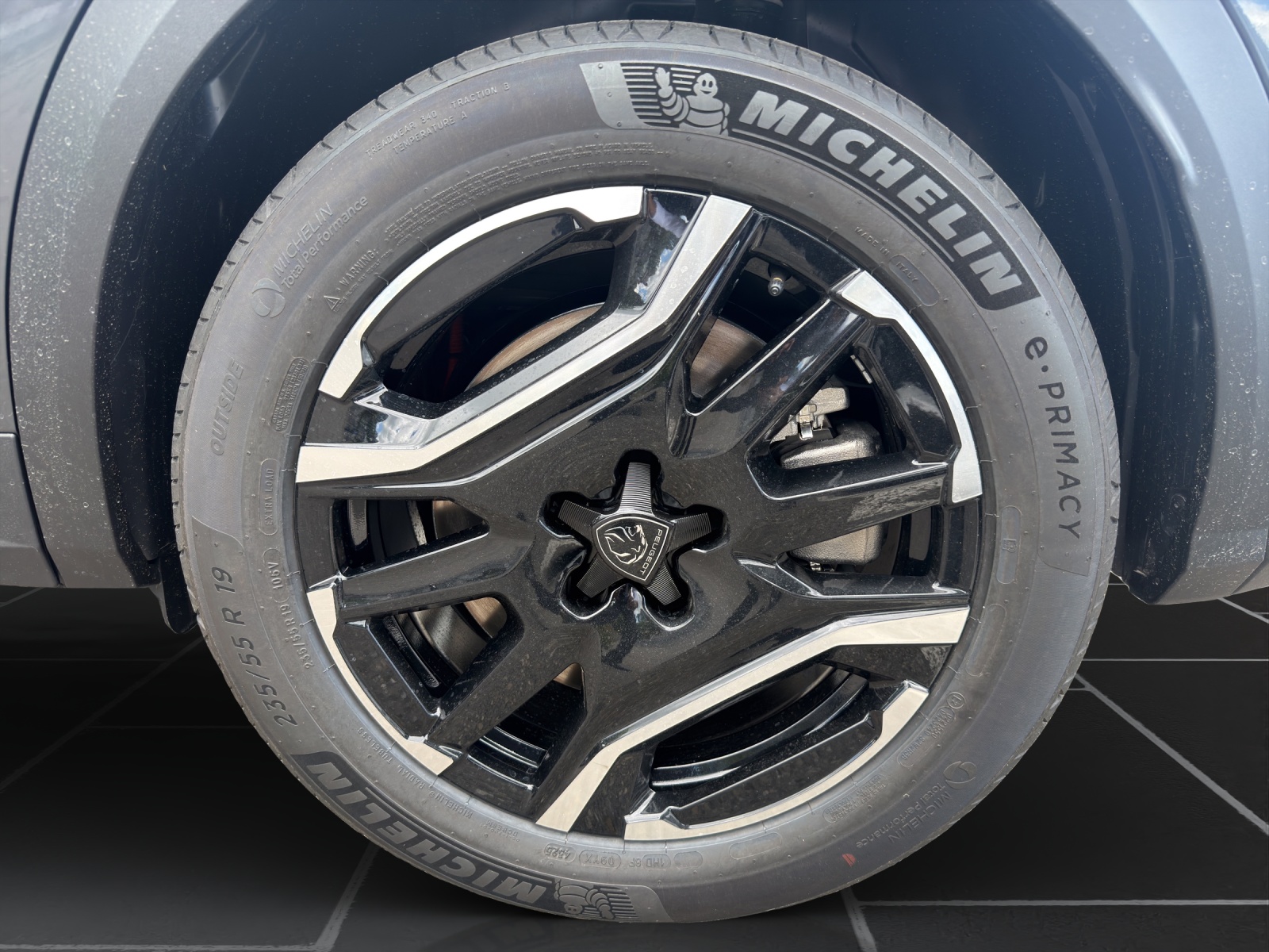 PEUGEOT 3008 NEW 73kWh Allure P AWD-image-9