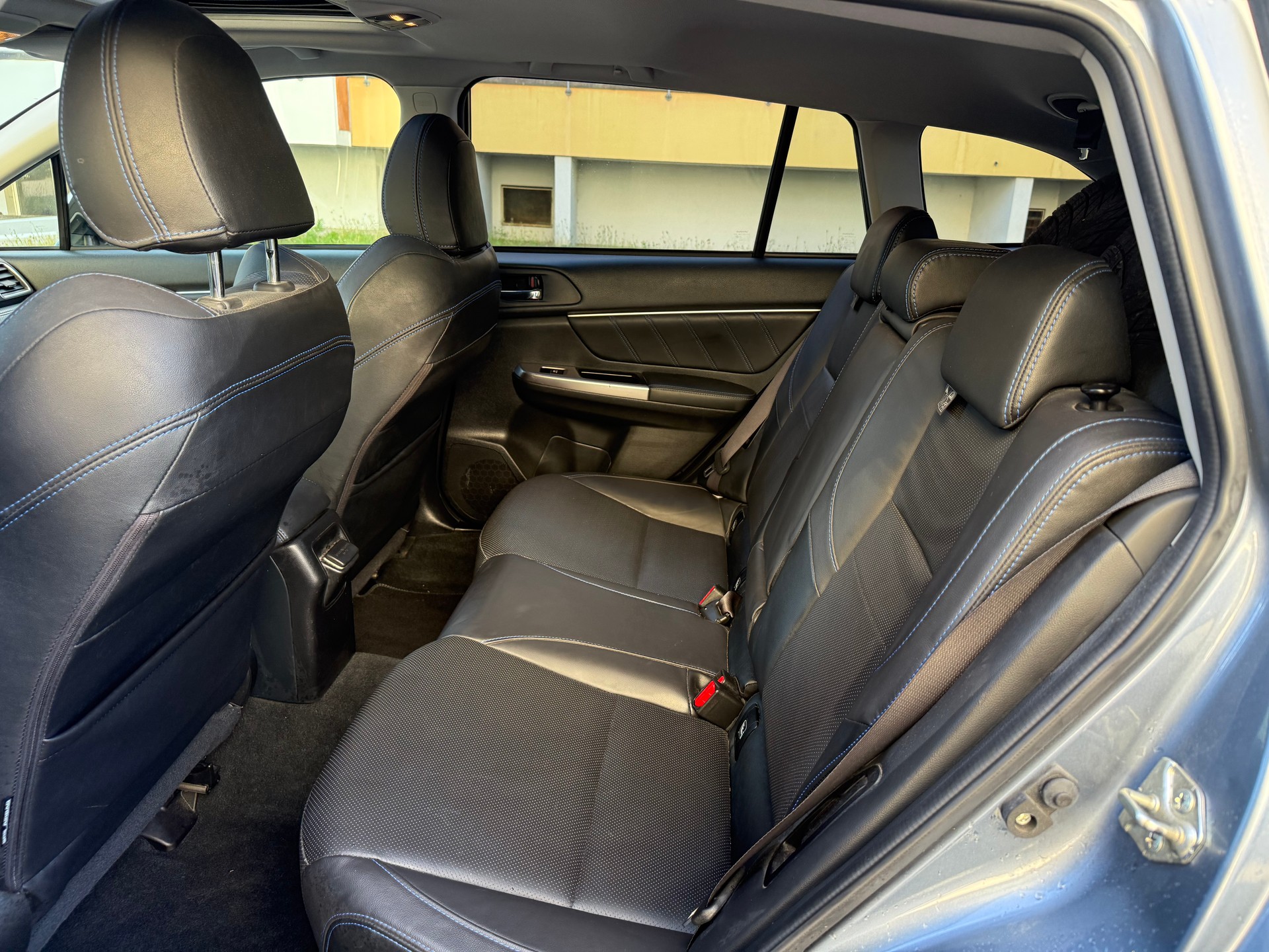 SUBARU Levorg 1.6DIT Luxury S AWD Lineartronic-image-12