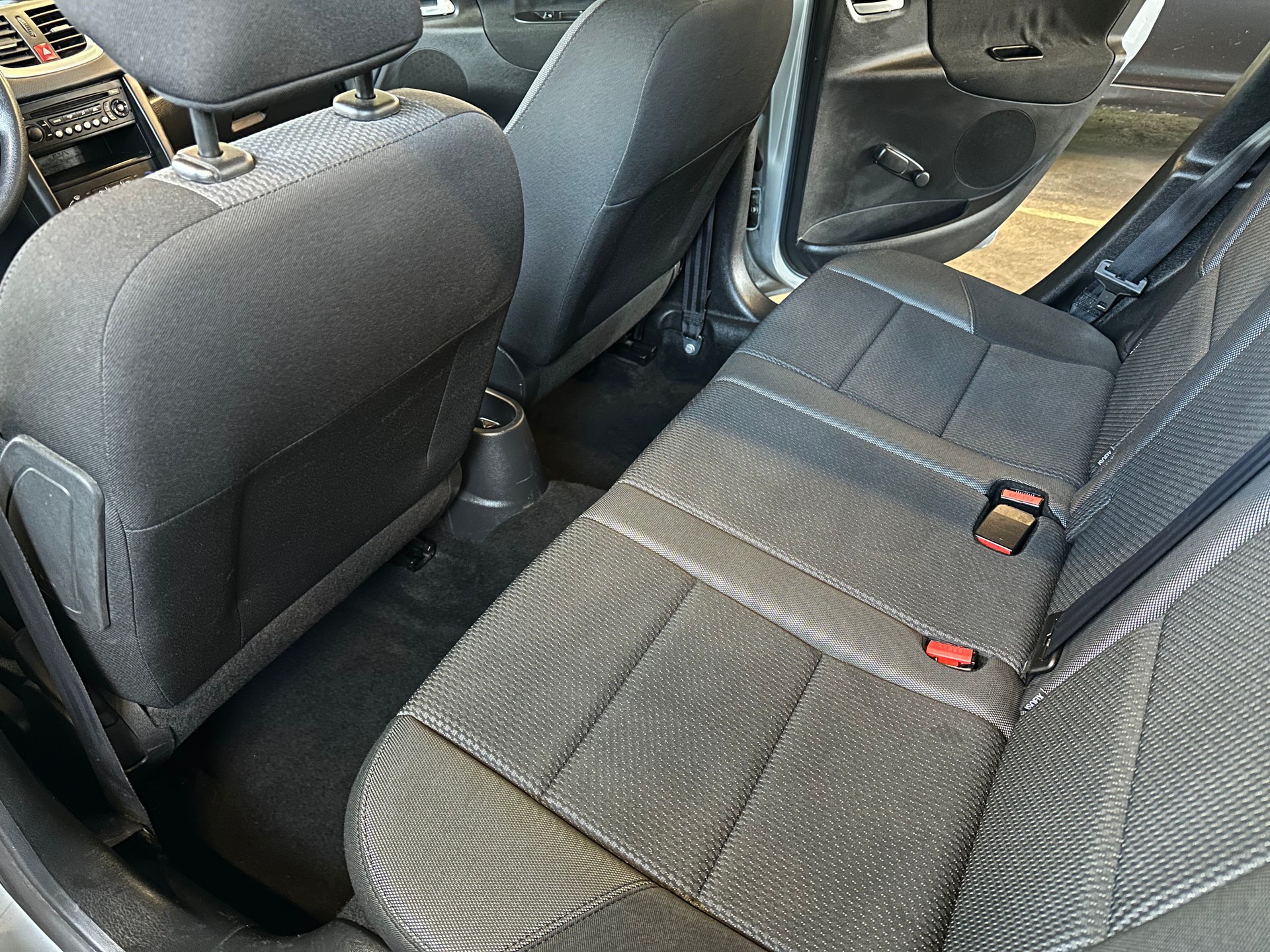 PEUGEOT 207 SW 1.4 16V Millesim 200-image-11