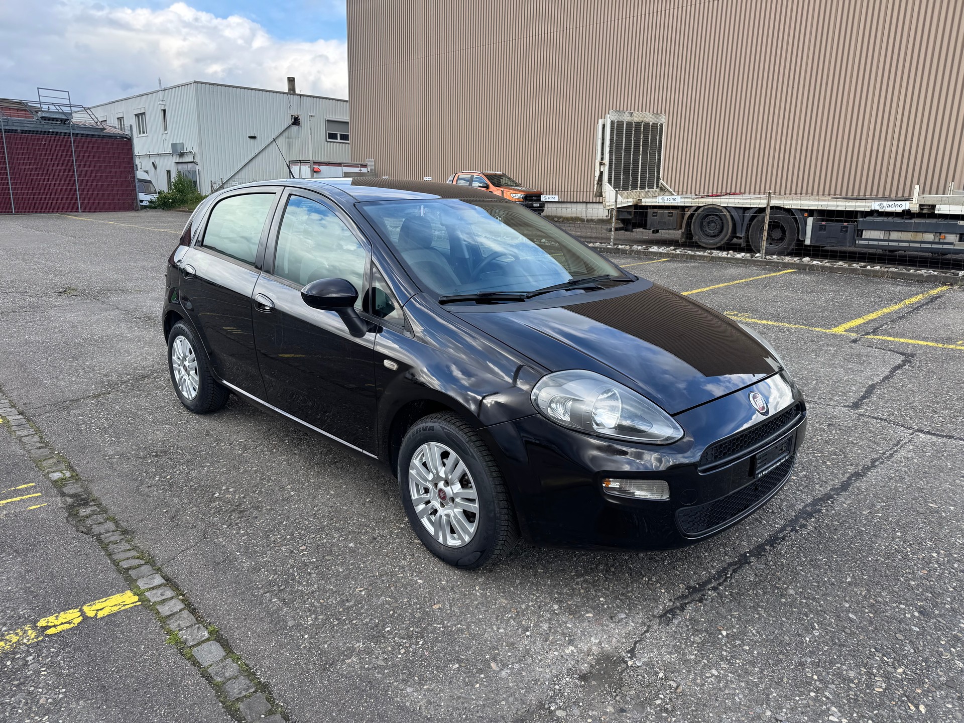 FIAT Punto 1.4 Pop Star-image-3