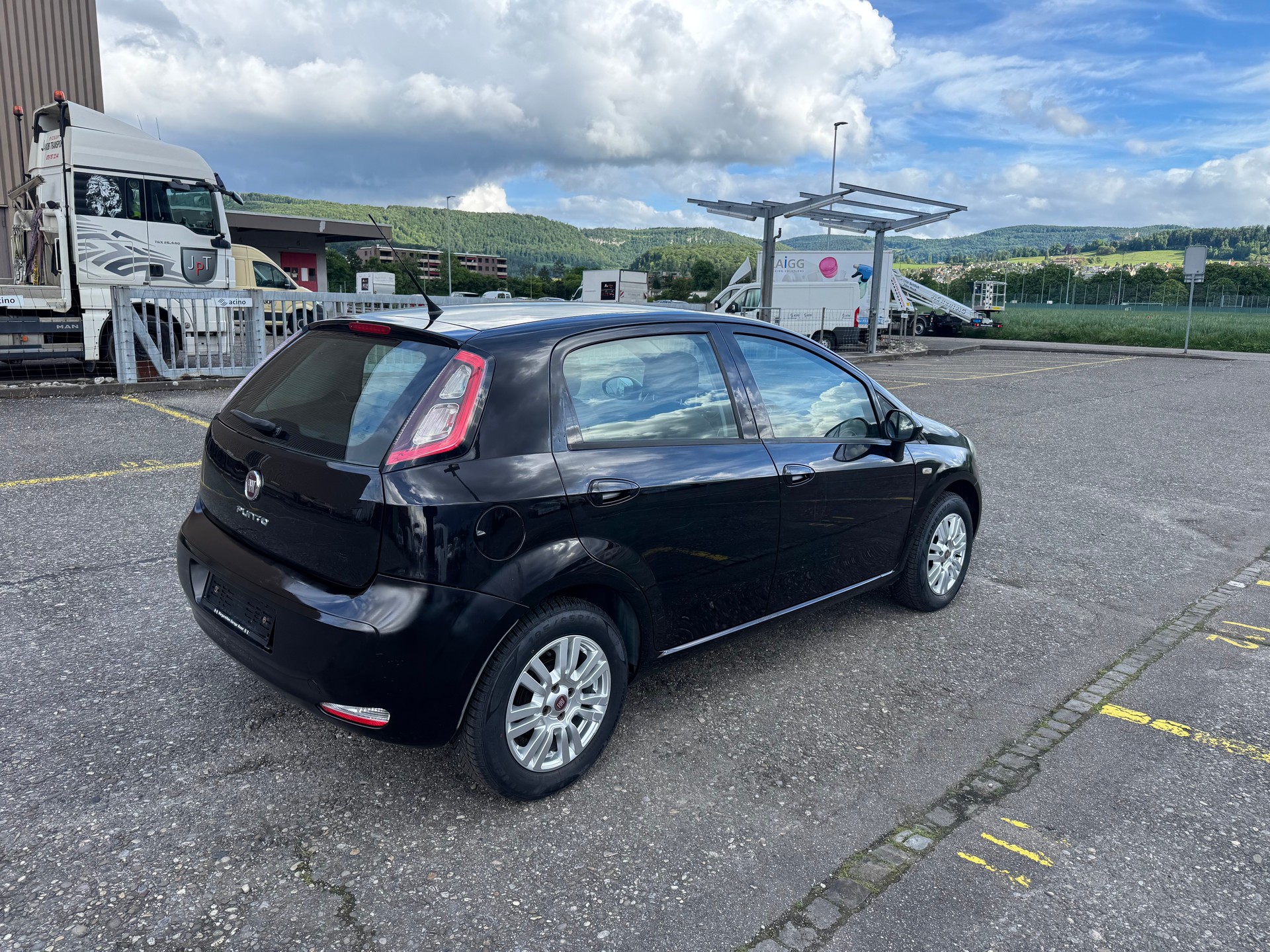 FIAT Punto 1.4 Pop Star-image-4