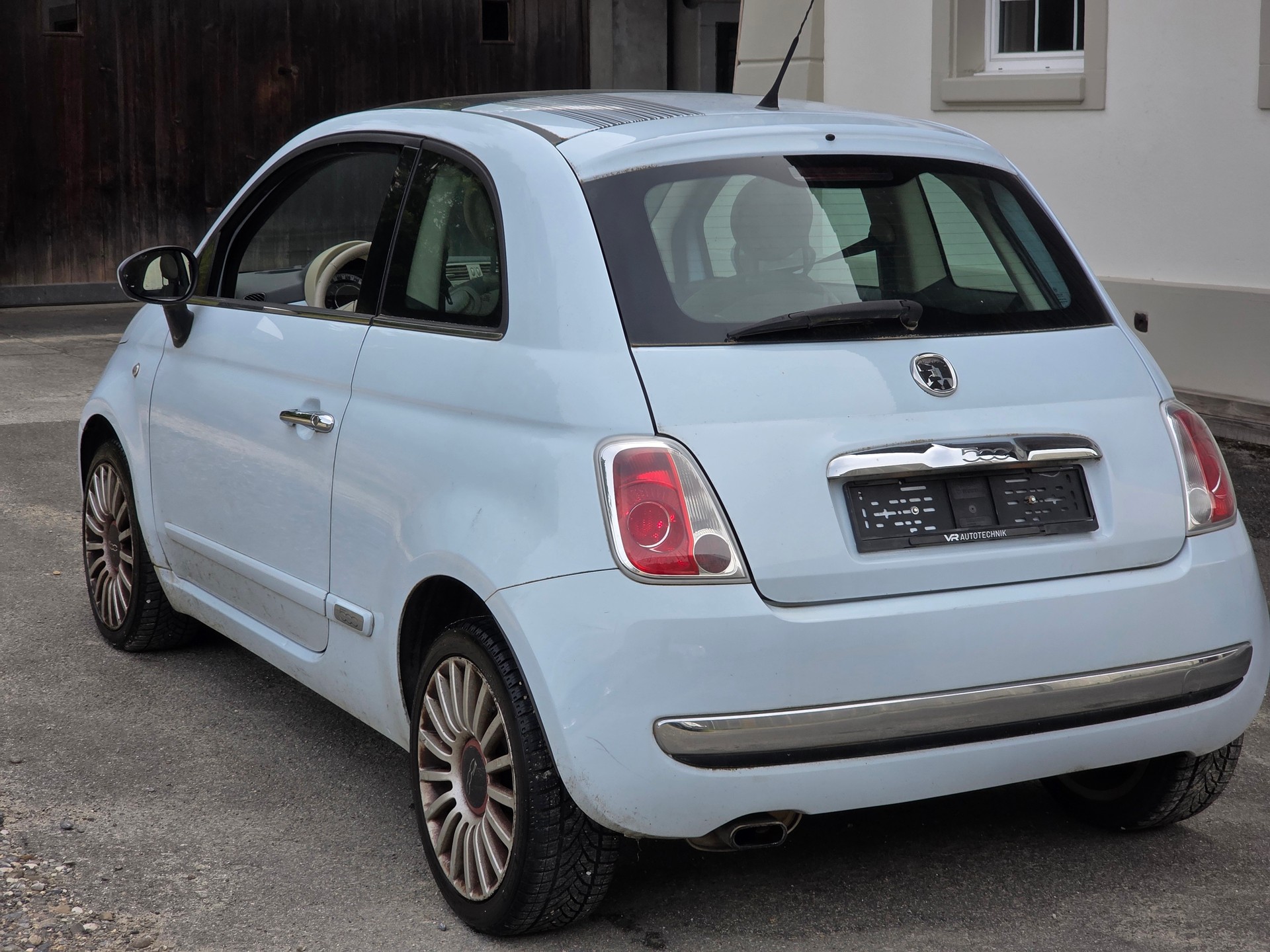 FIAT 500 1.4 16V Lounge-image-3