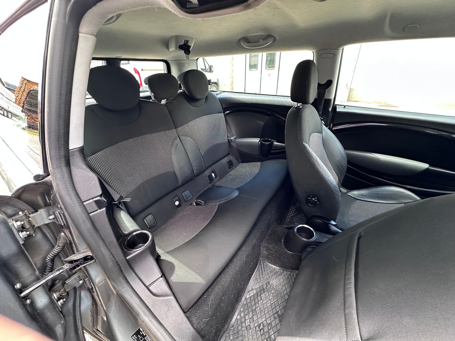 MINI CLUBMAN-image-8
