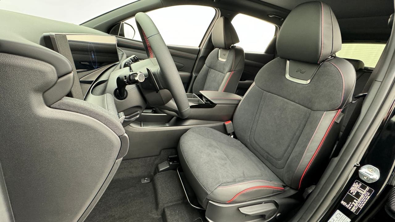 HYUNDAI Tucson 1.6 TGDI PHEV N-Line 4WD-image-4