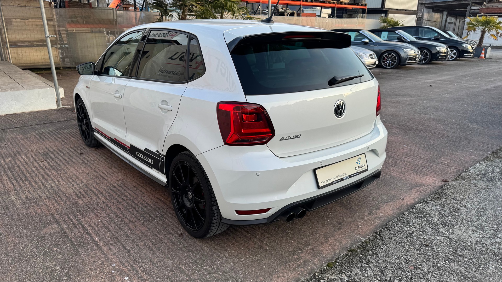 VW Polo 1.8 TSI GTI 230 Edition-image-11