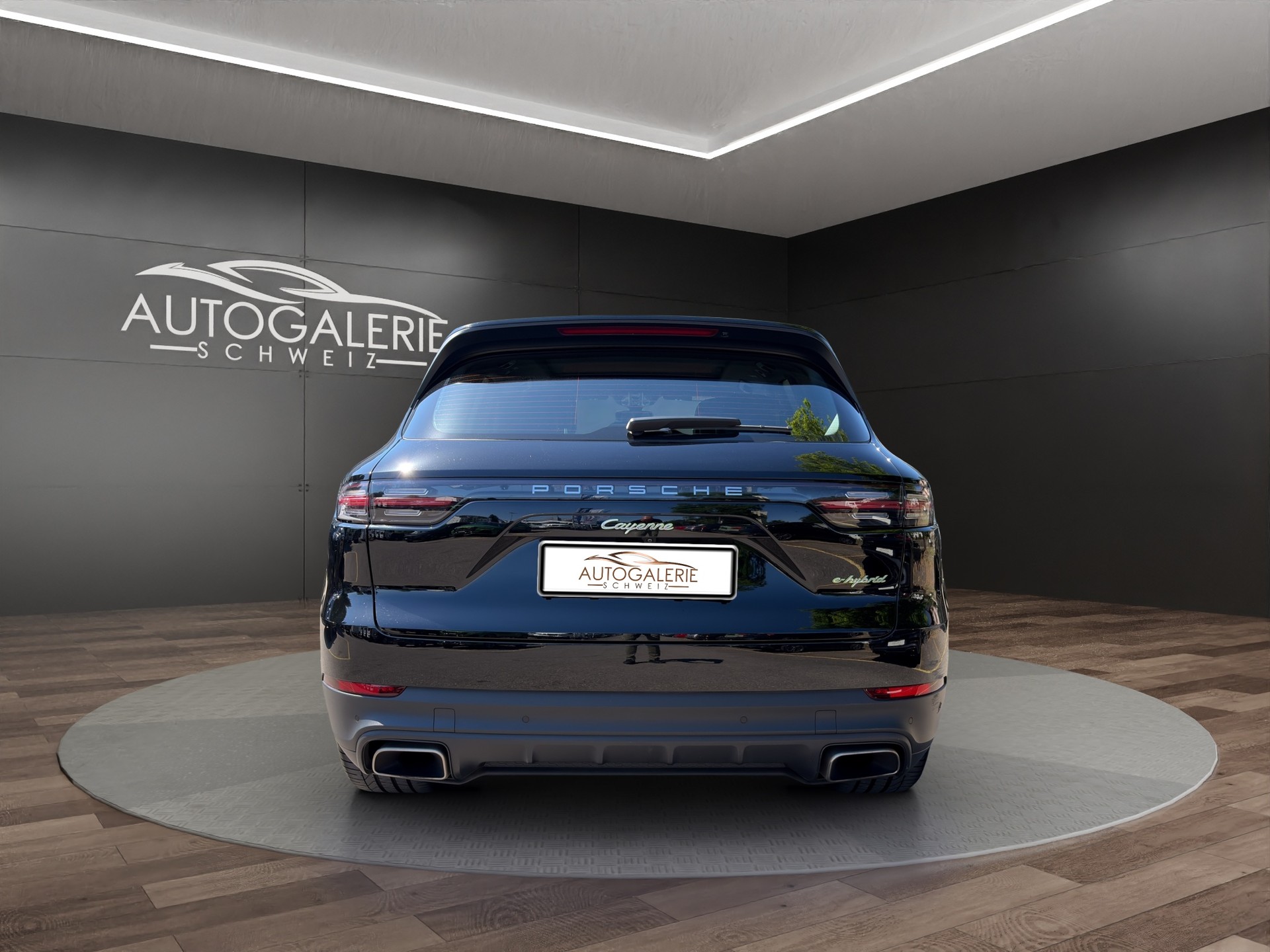 PORSCHE Cayenne E-Hybrid | CH | Swiss | Porsche Approved Garantie 04/2027 | Panorama | 21" RS | Komfortsitze Memory |-showroom-element-2