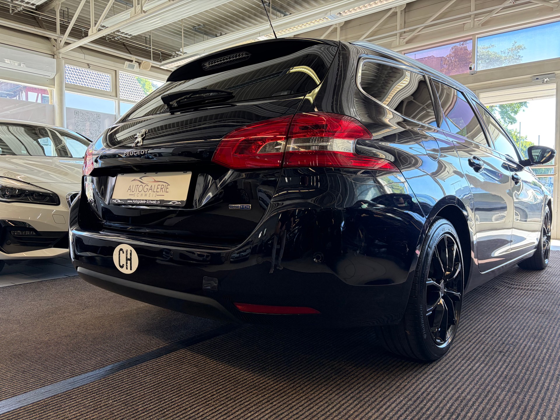 PEUGEOT 308 SW 2.0 BlueHDI Allure Automatic | CH | MFK 05/2025 |-image-23
