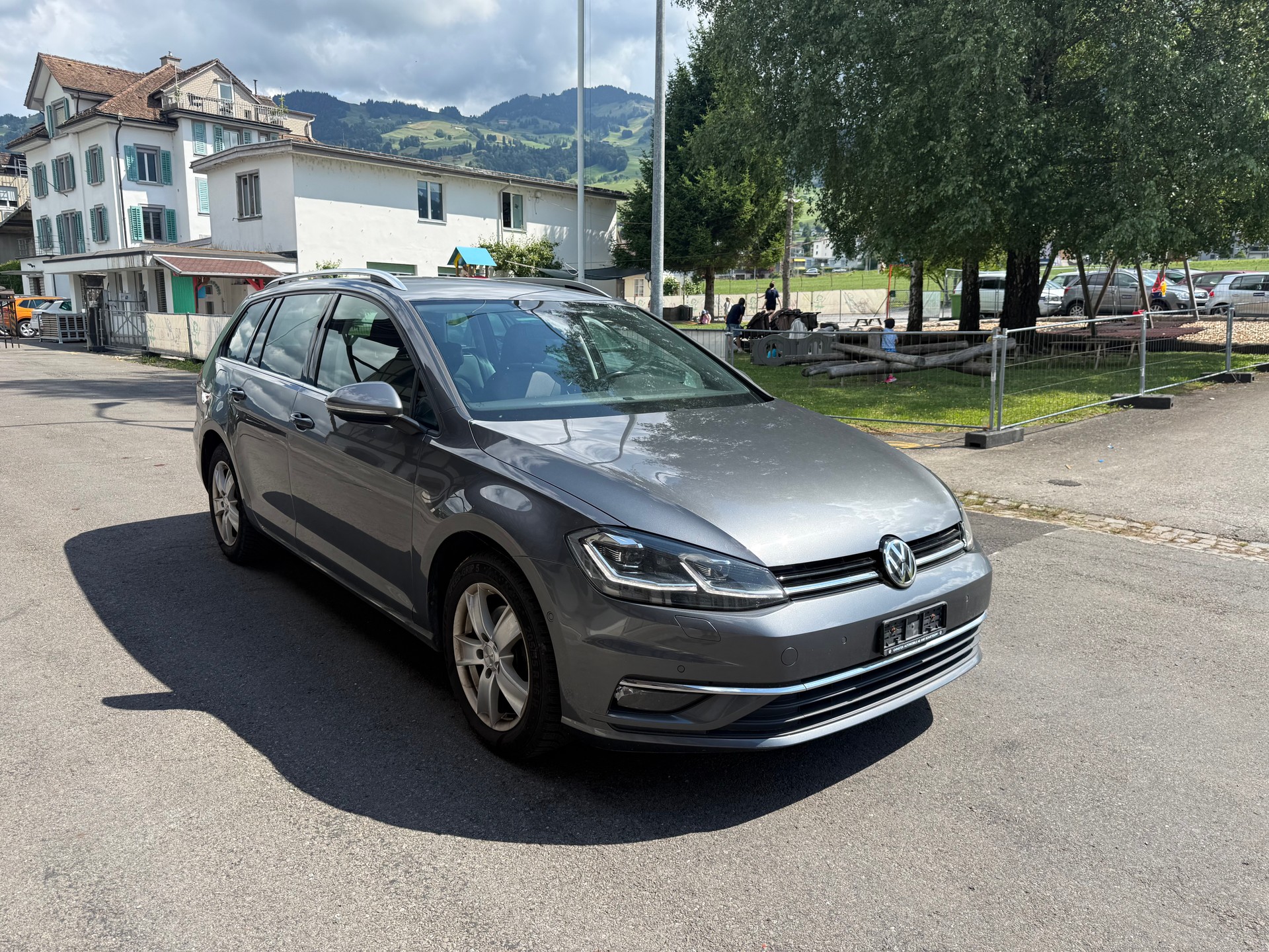 VW Golf Variant 2.0 TDI Highline DSG