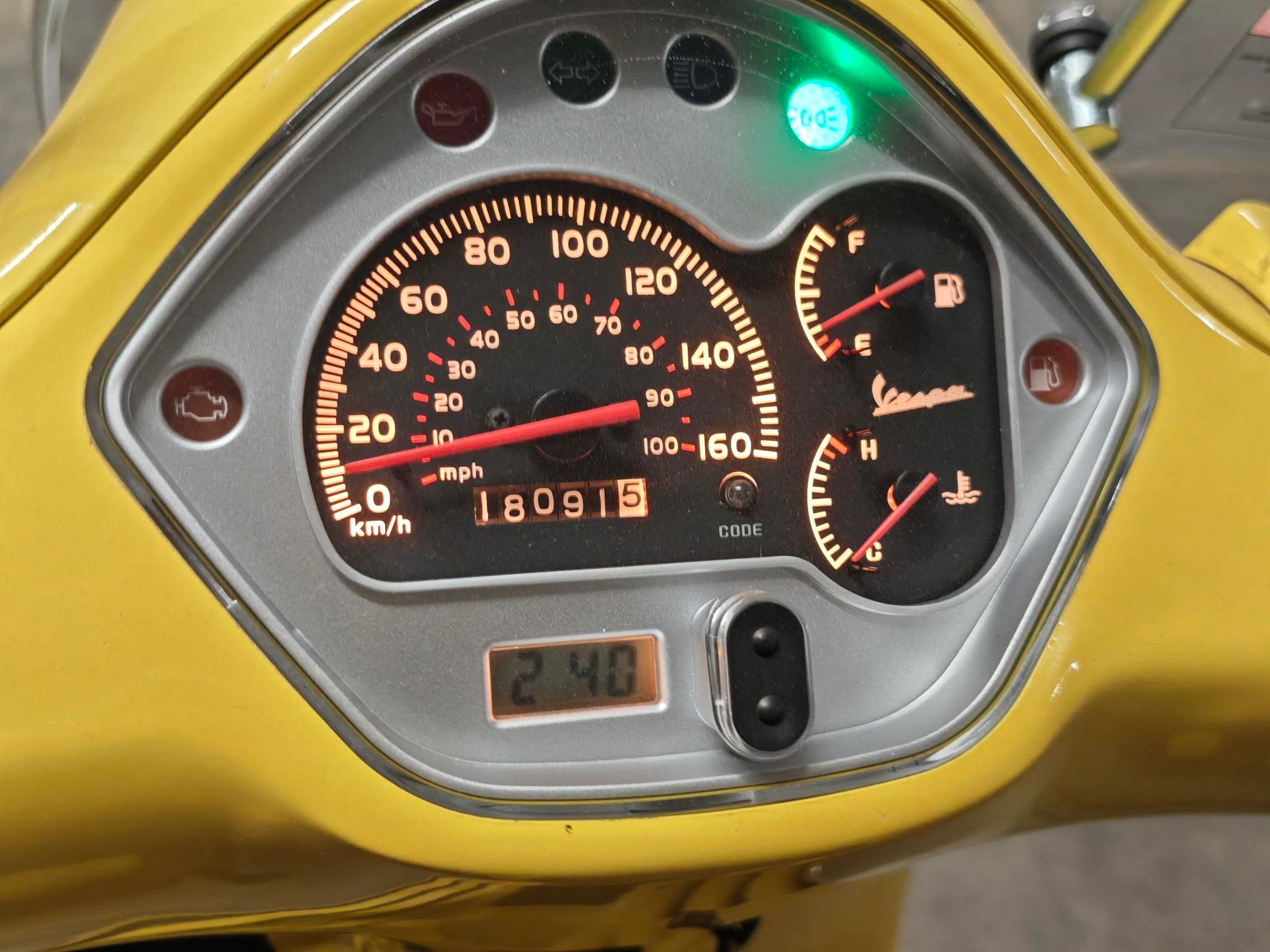 PIAGGIO Vespa GTS Super 300 i.e-image-4