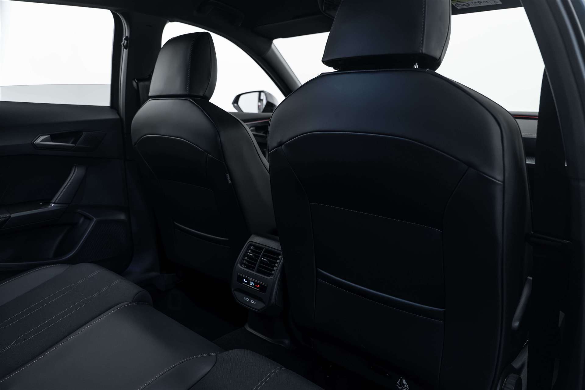 CUPRA Formentor 1.5 TSI DSG-Automat NEW-image-12