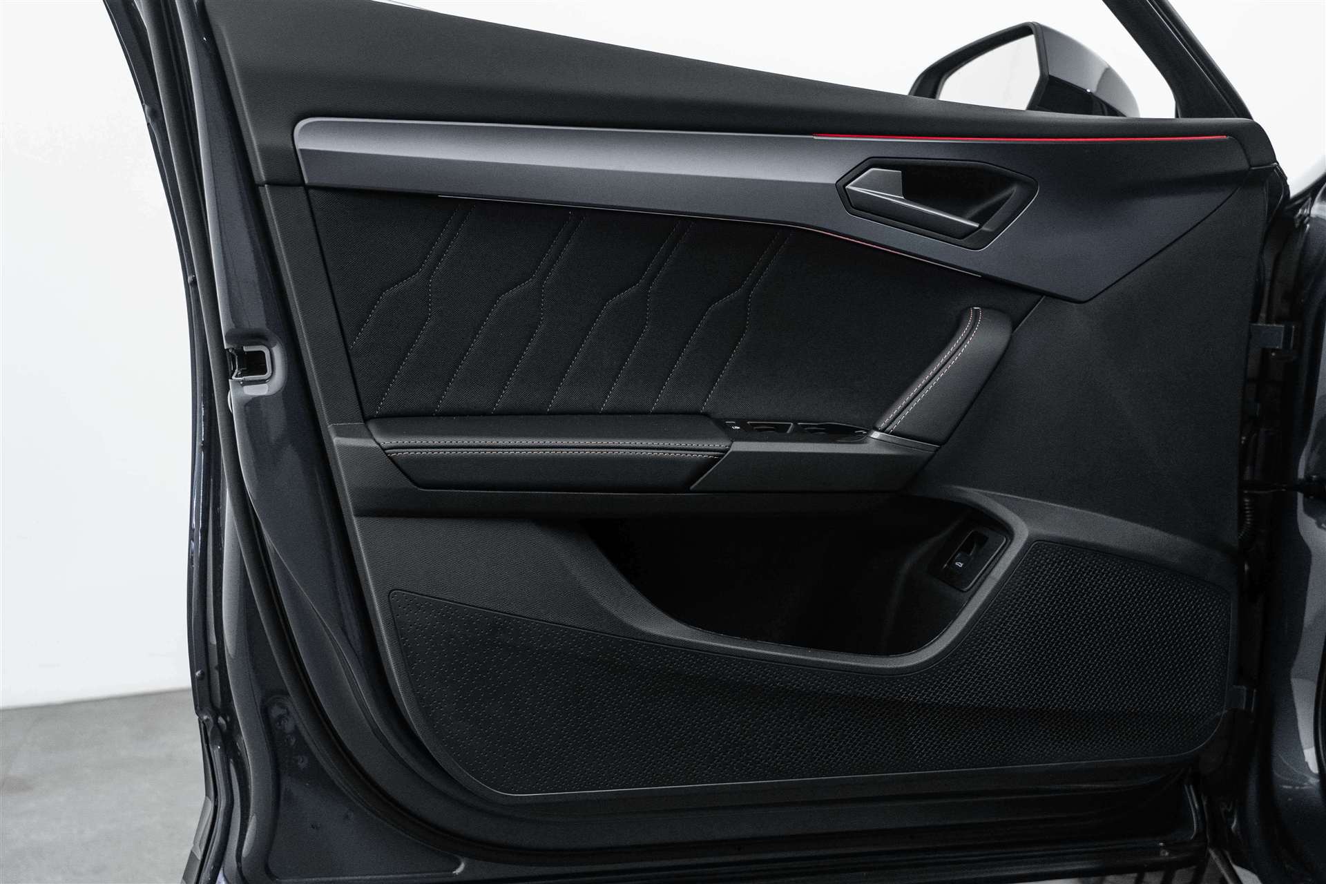 CUPRA Formentor 1.5 TSI DSG-Automat NEW-image-6