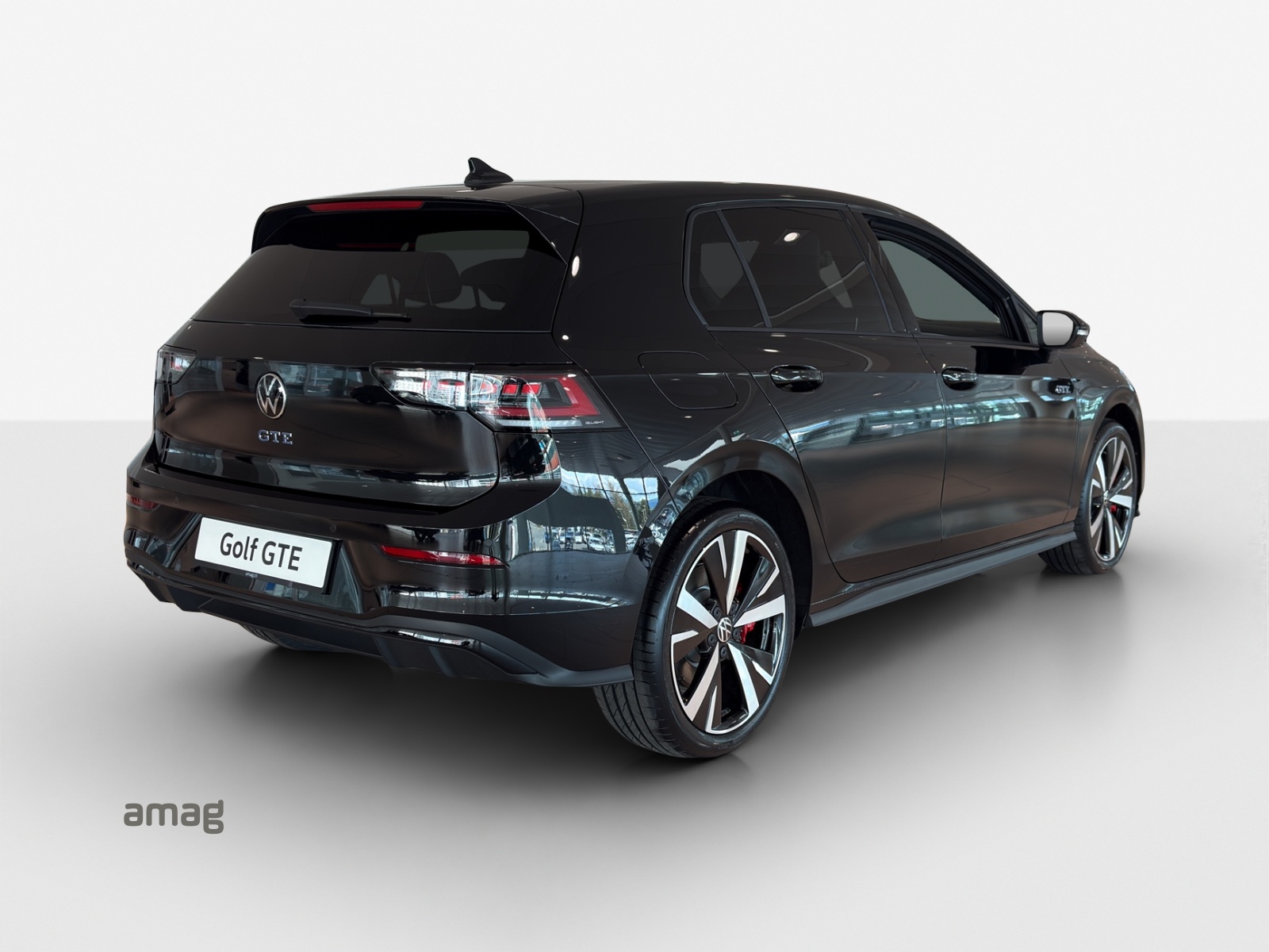 VW Golf 1.5 TSI PHEV GTE-image-12